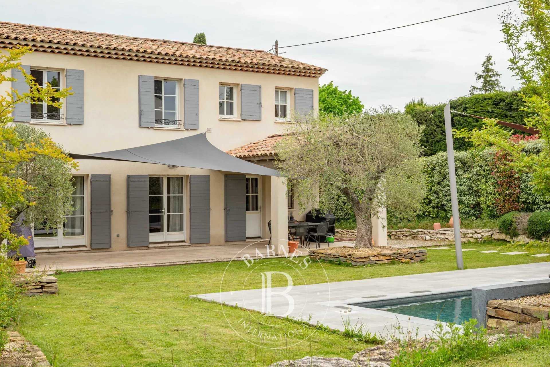 Aix-en-Provence  - House 4 Bedrooms