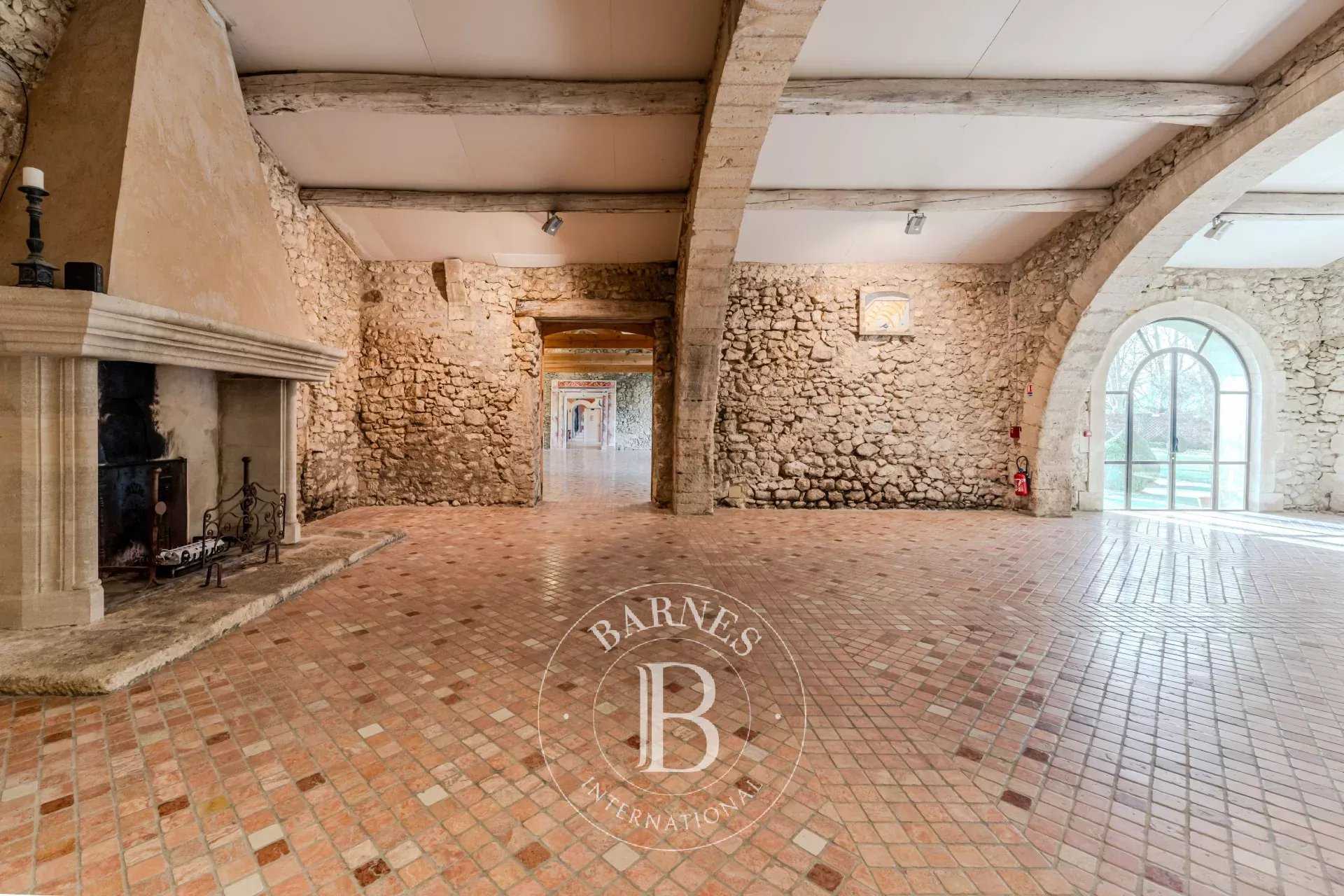 Aix-en-Provence  - Ensemble immobilier 