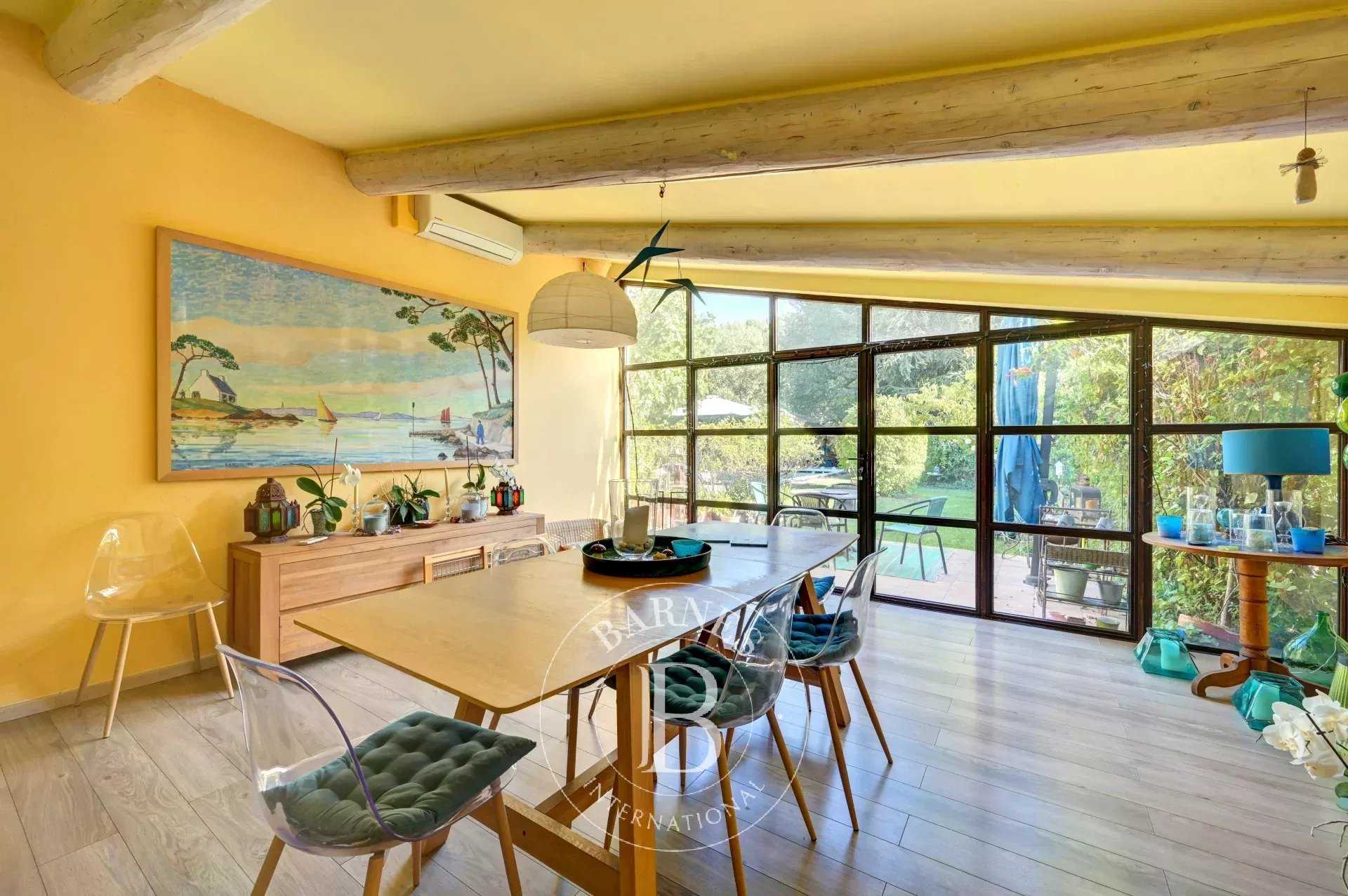 Aix-en-Provence  - House 4 Bedrooms