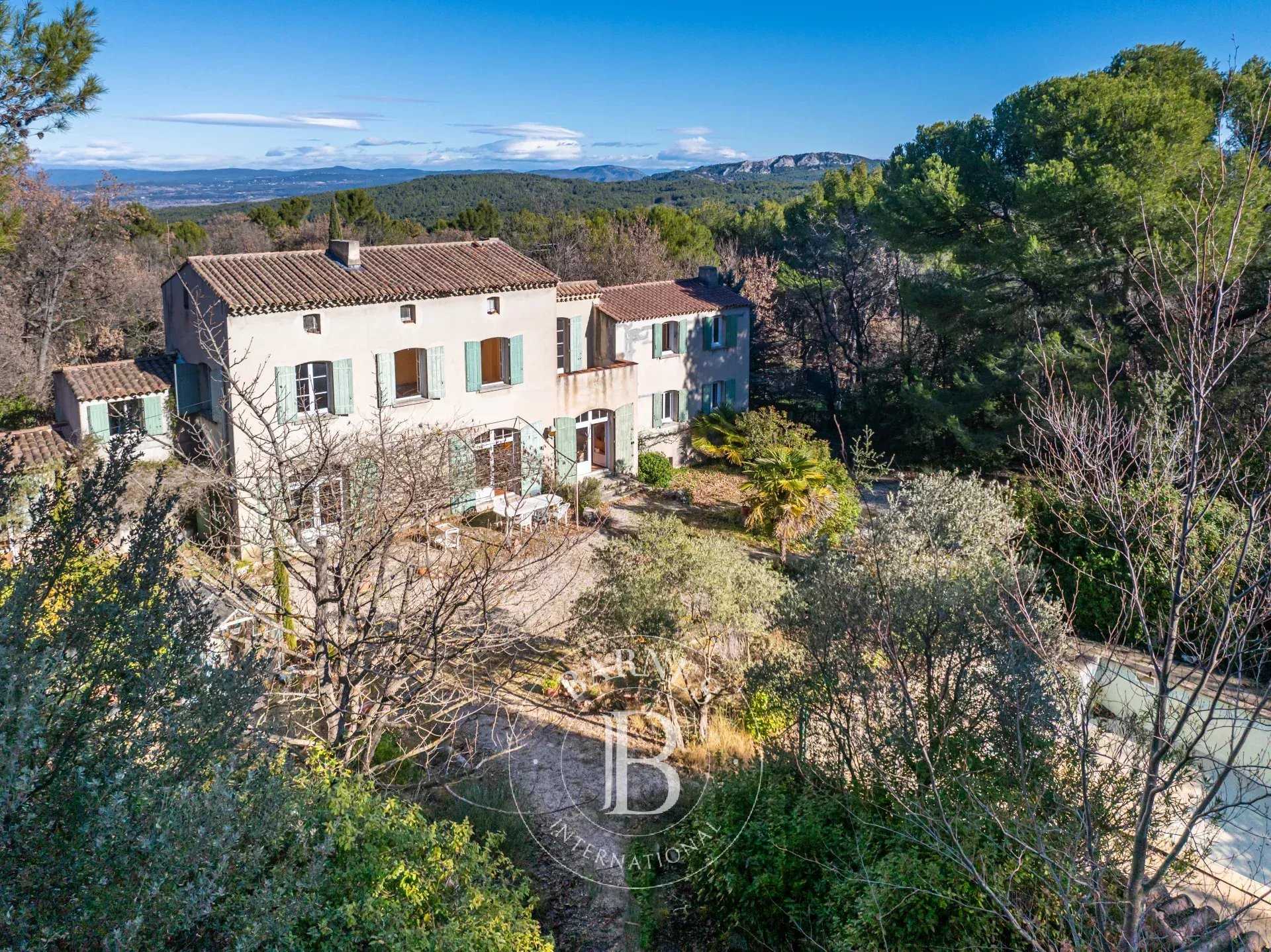 Aix-en-Provence  - House 8 Bedrooms