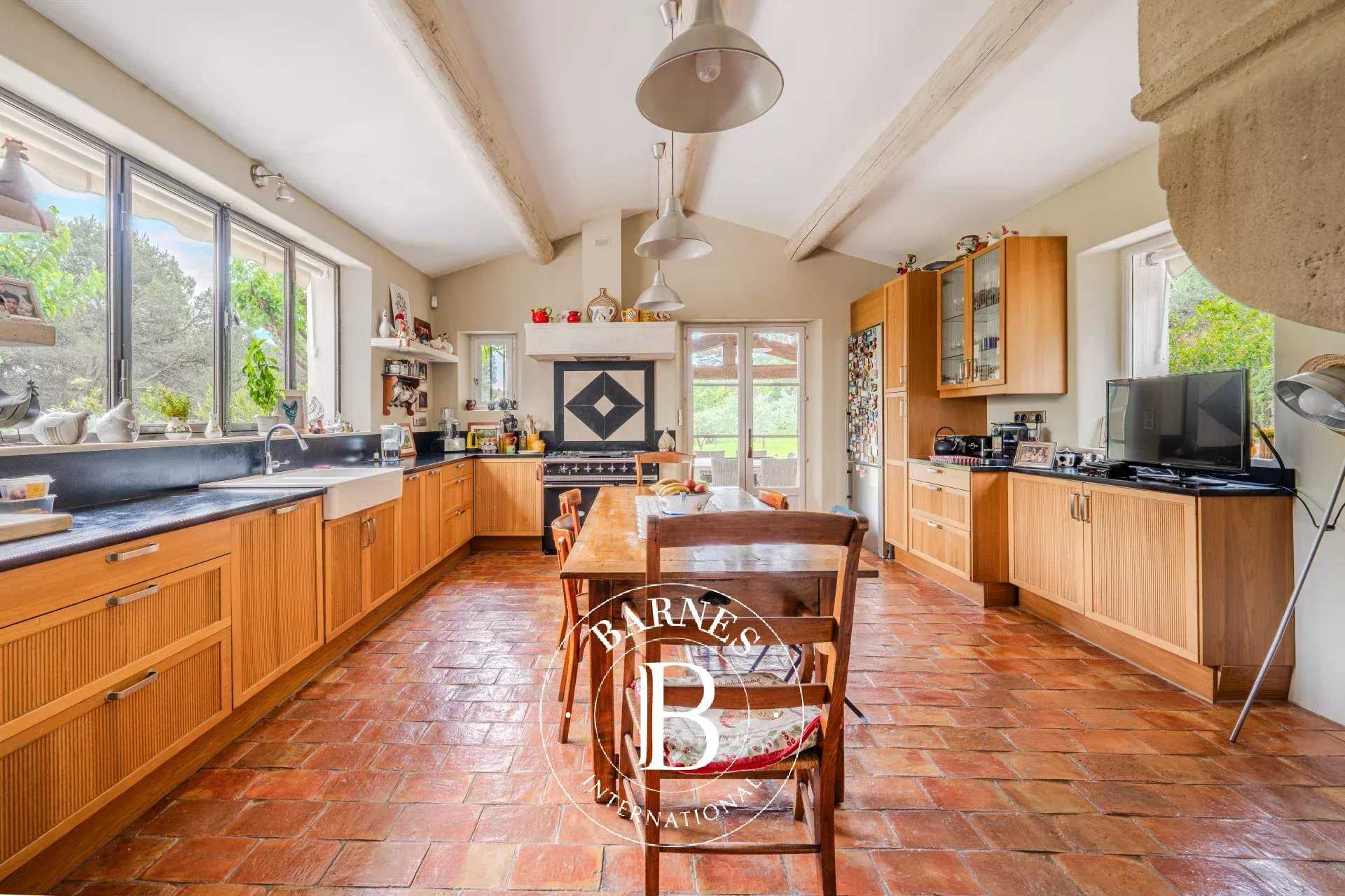 Aix-en-Provence  - House 6 Bedrooms