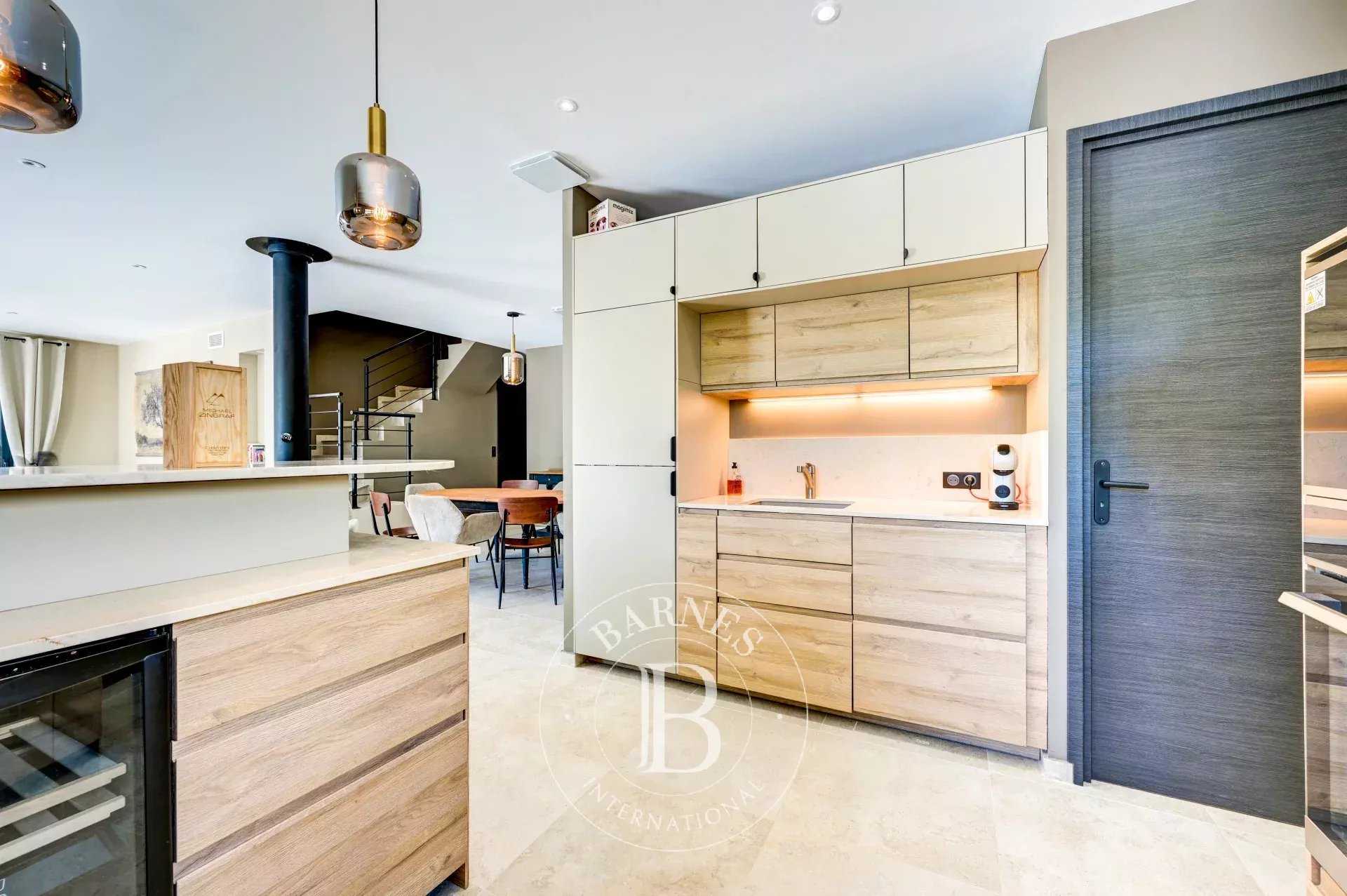Aix-en-Provence  - House 4 Bedrooms