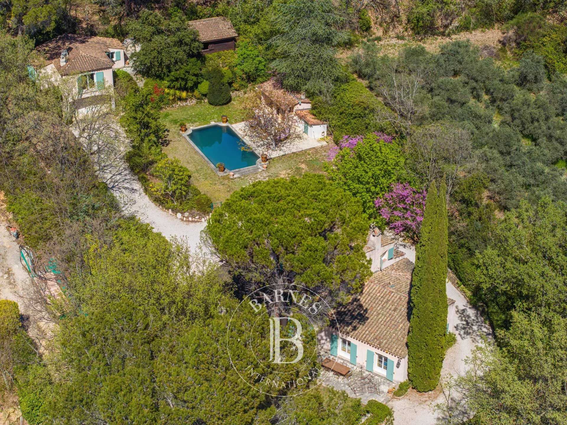 Aix-en-Provence  - House 6 Bedrooms