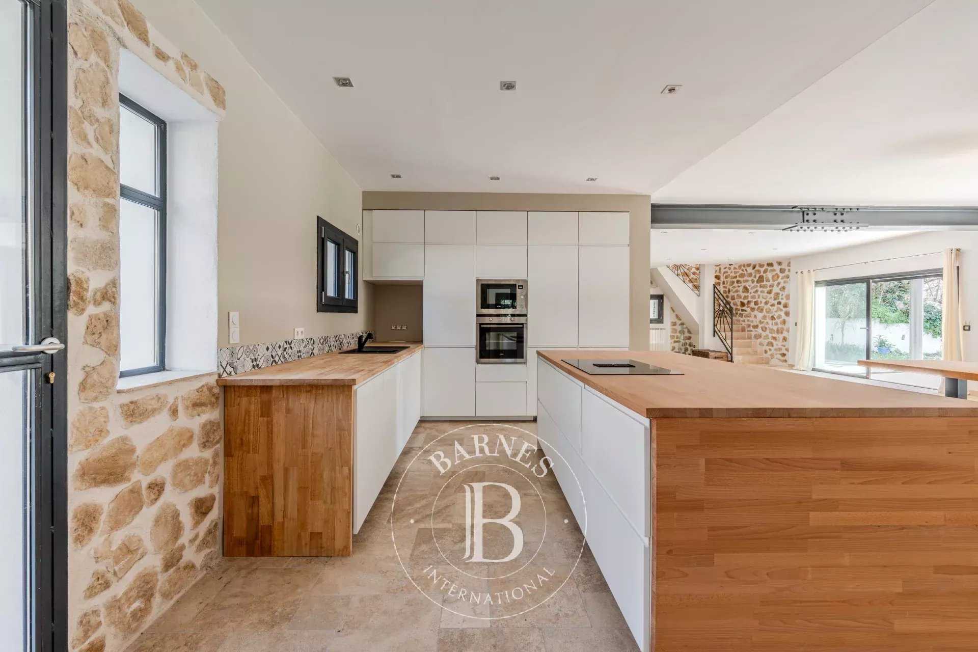 Aix-en-Provence  - Townhouse 7 Bedrooms