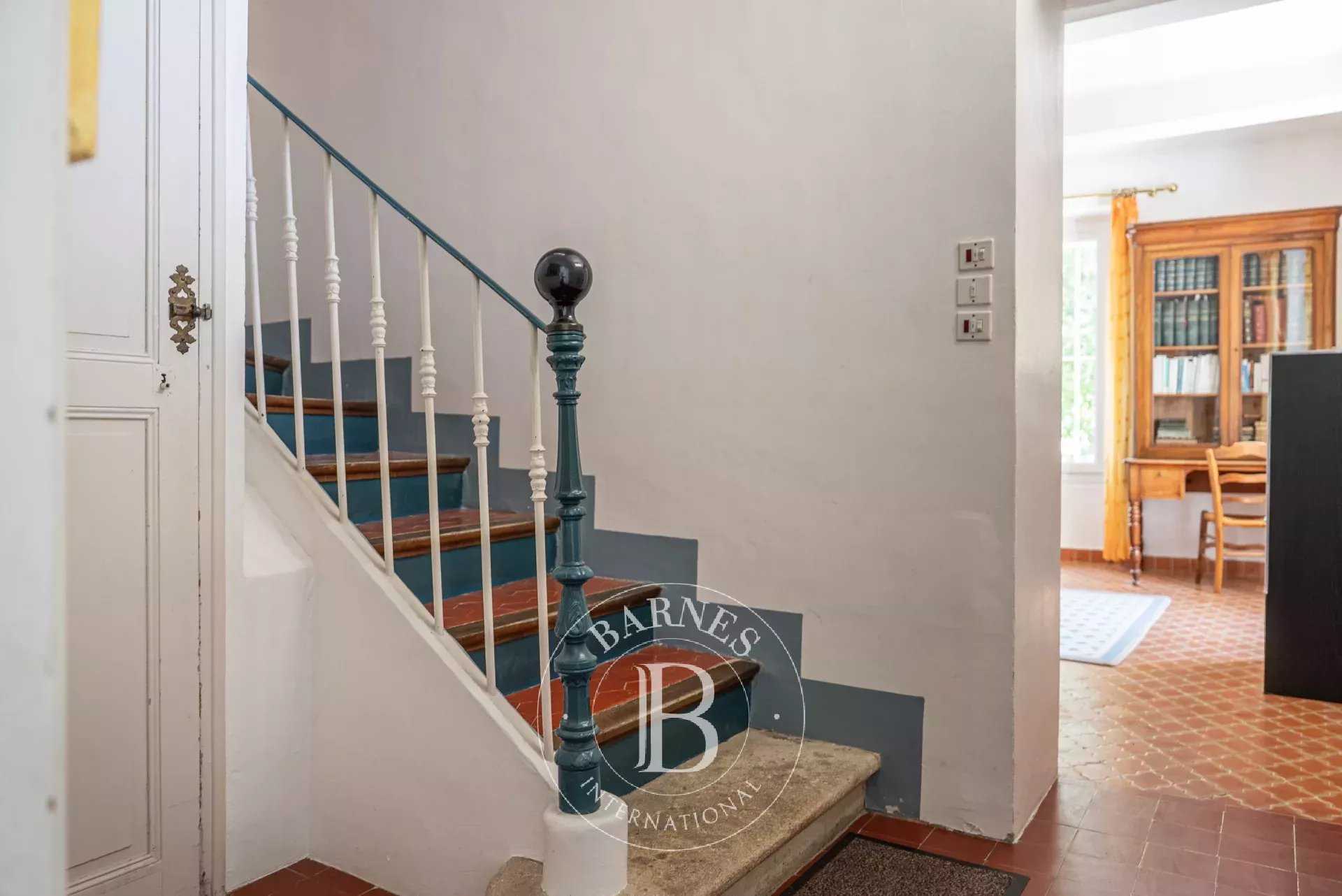 Aix-en-Provence  - Bastide 8 Pièces 5 Chambres