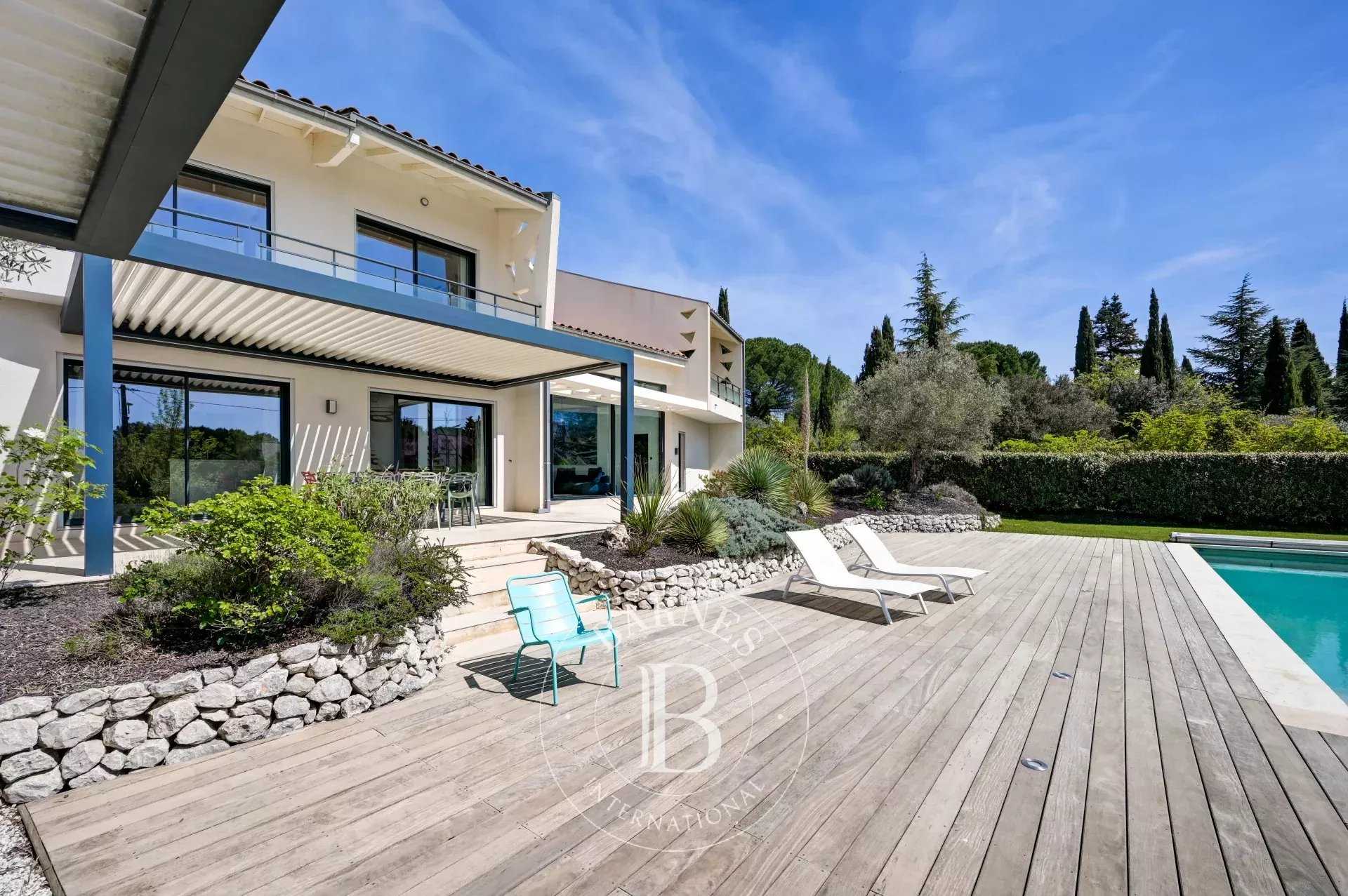 Aix-en-Provence  - House 5 Bedrooms