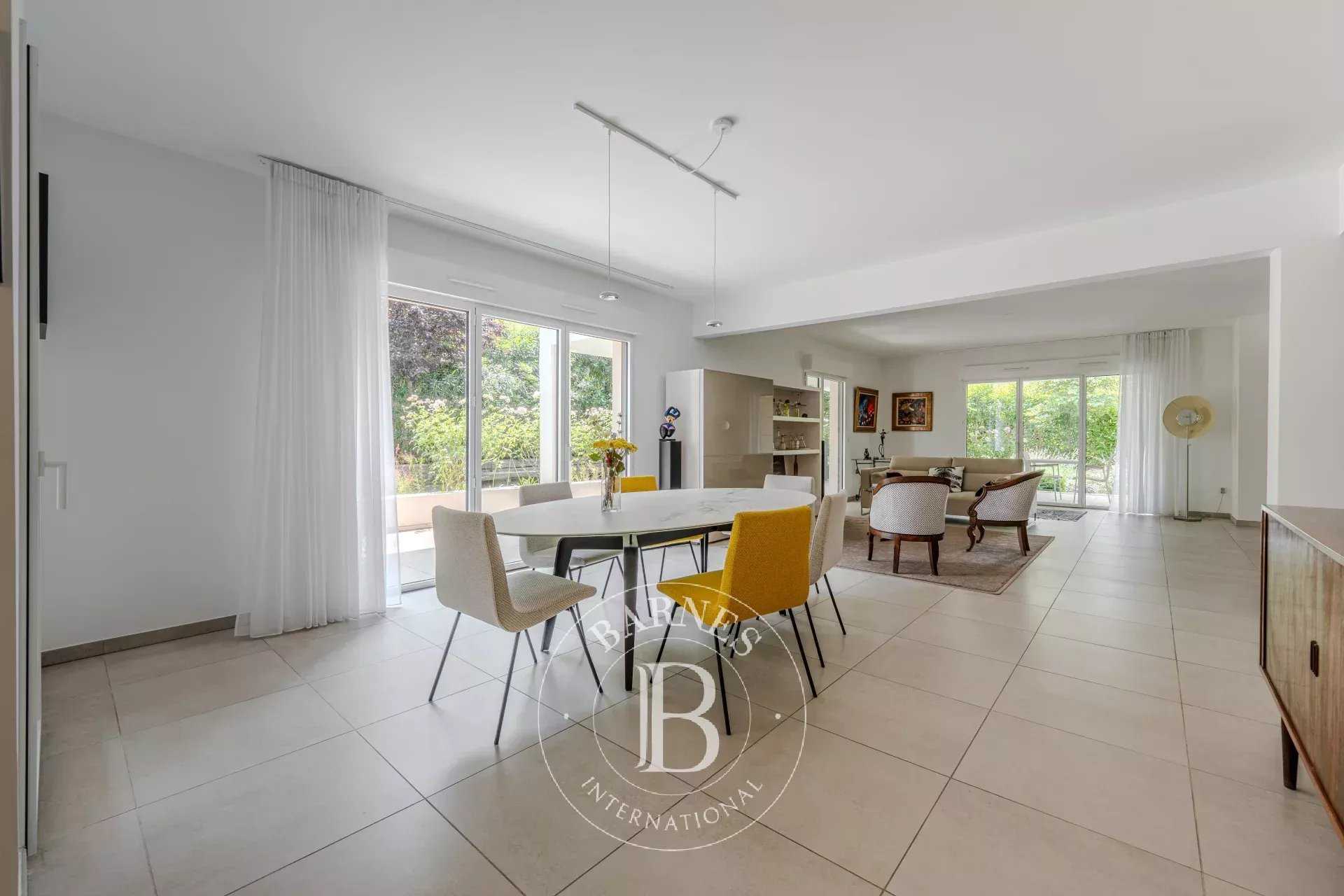 Aix-en-Provence  - Apartment 3 Bedrooms