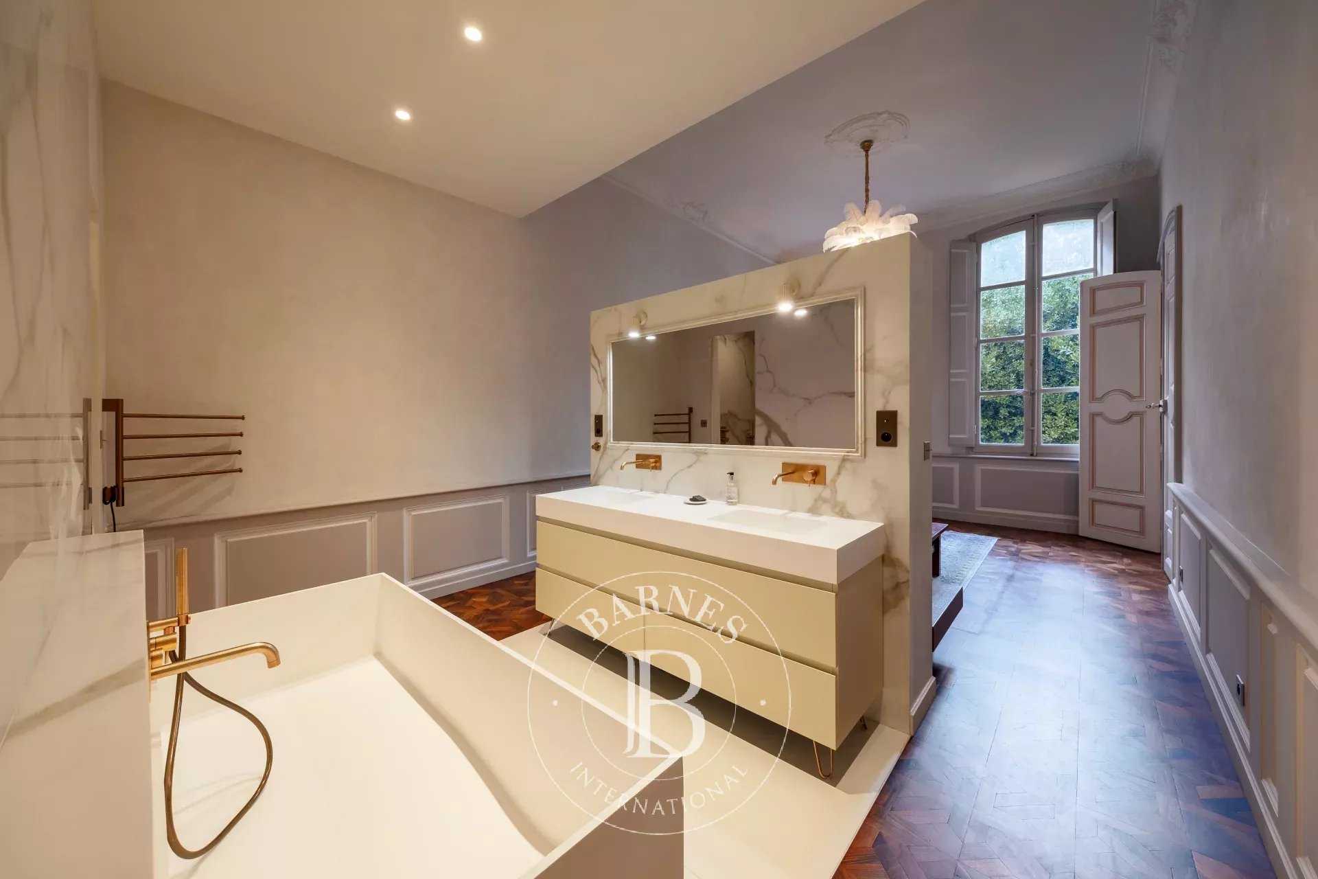 Aix-en-Provence  - Apartment 3 Bedrooms