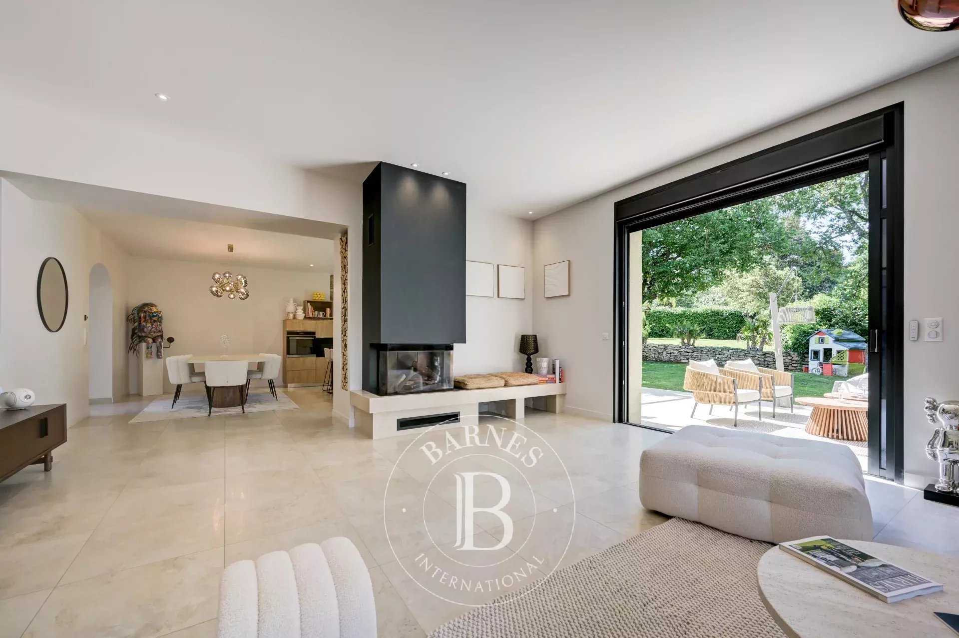 Aix-en-Provence  - House 5 Bedrooms
