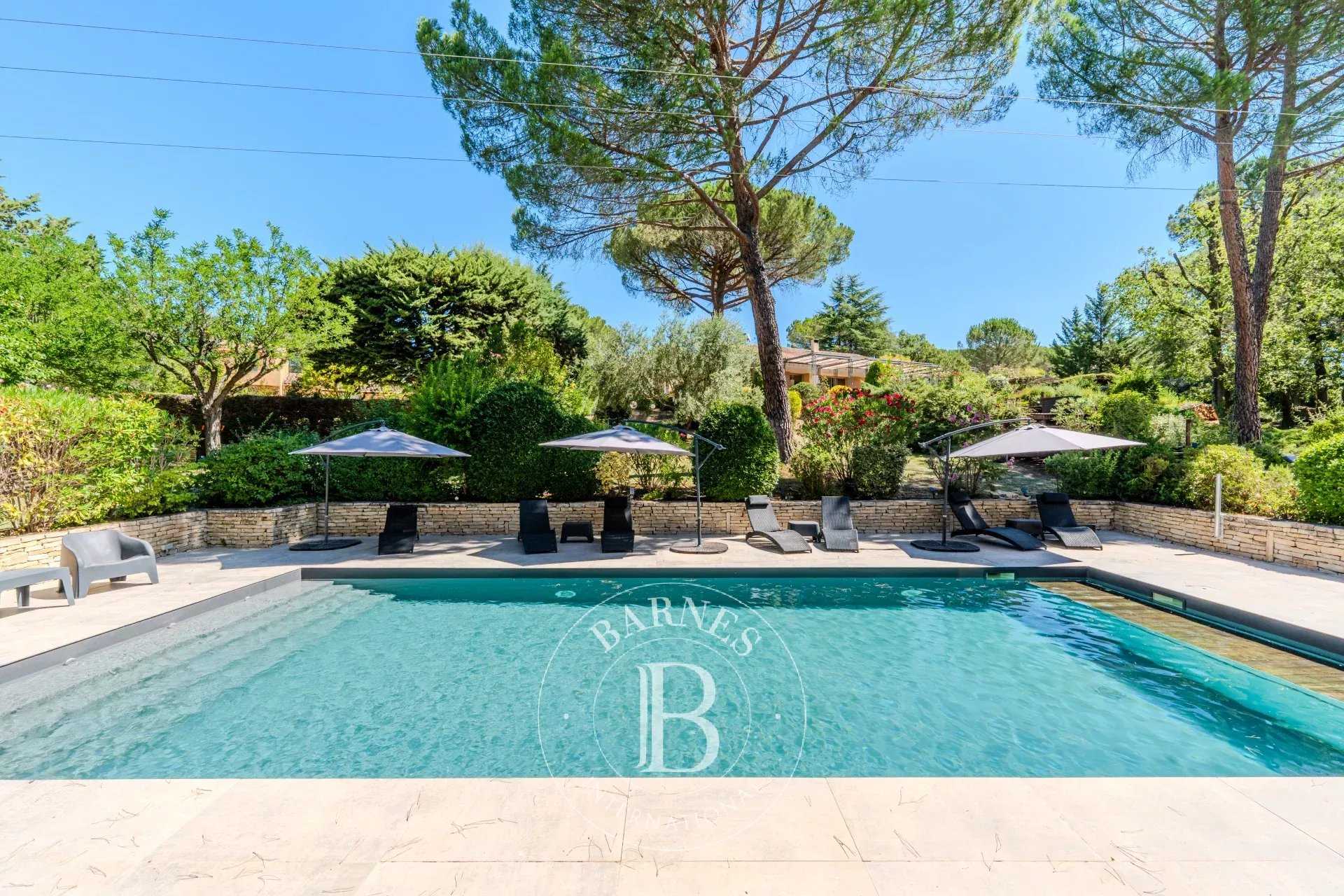 La Tour-d'Aigues  - Property 1 Bedroom
