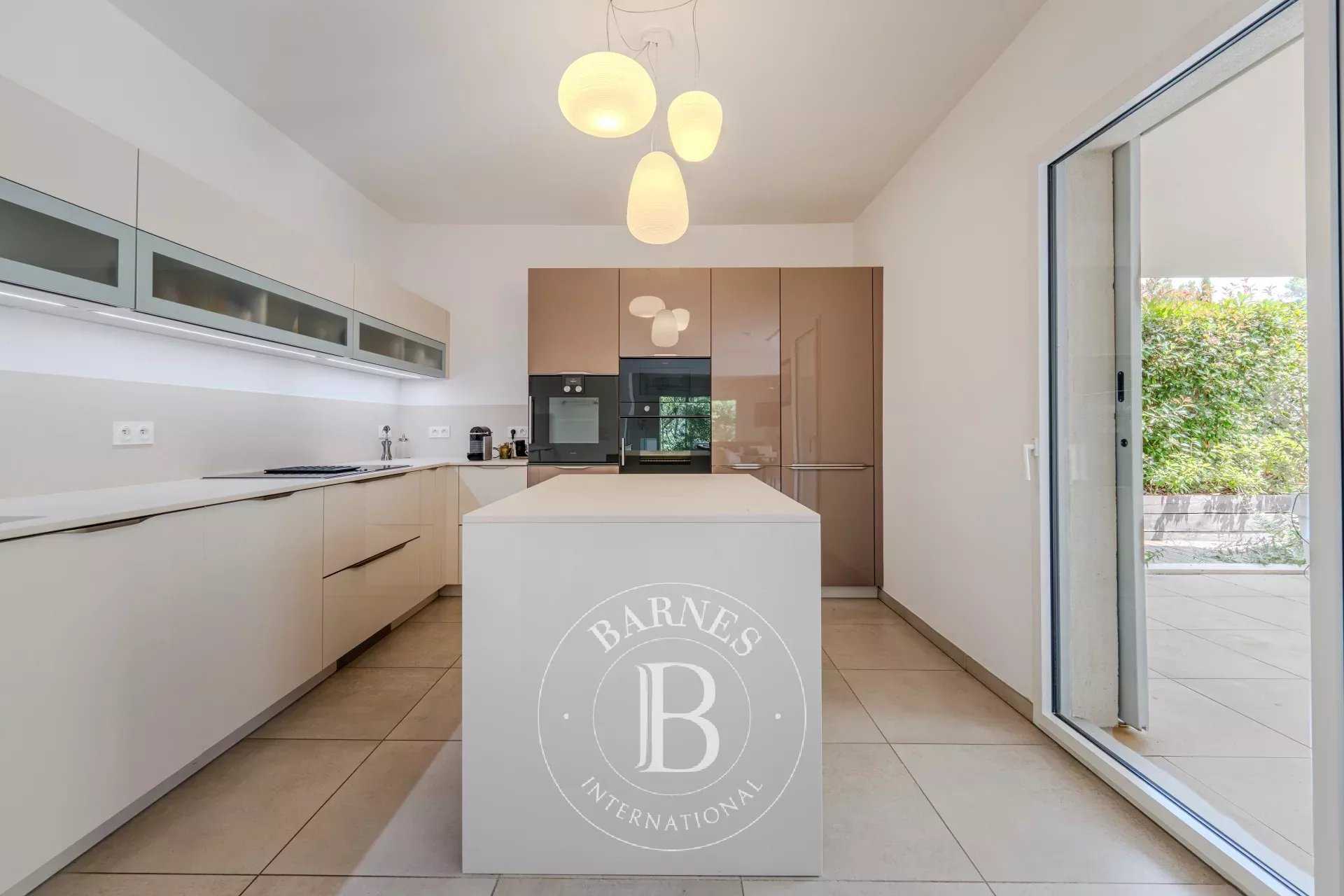 Aix-en-Provence  - Apartment 3 Bedrooms