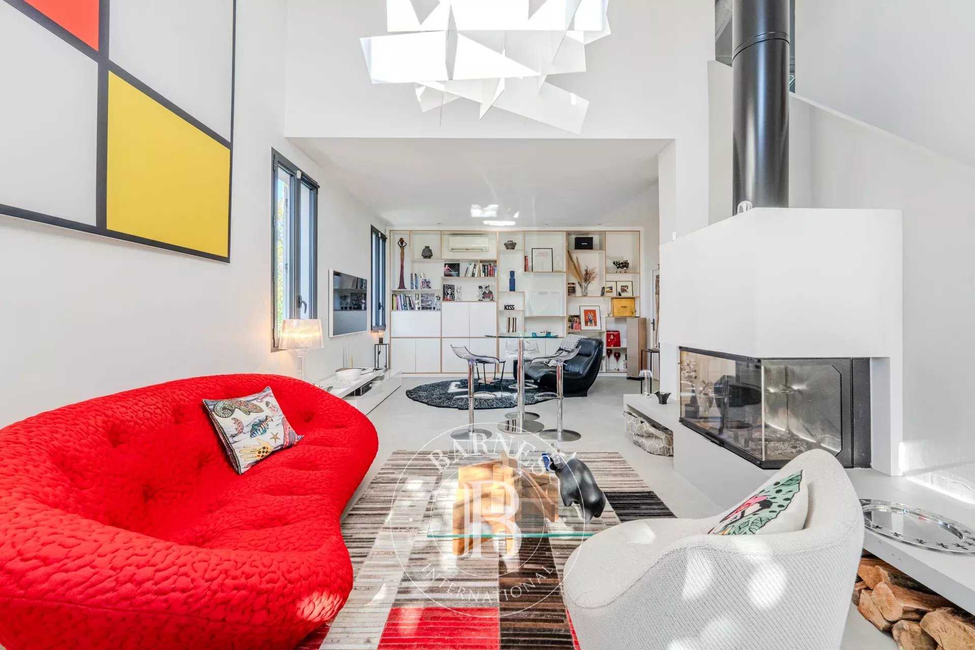 Aix-en-Provence  - Maison de ville 7 Pièces 6 Chambres