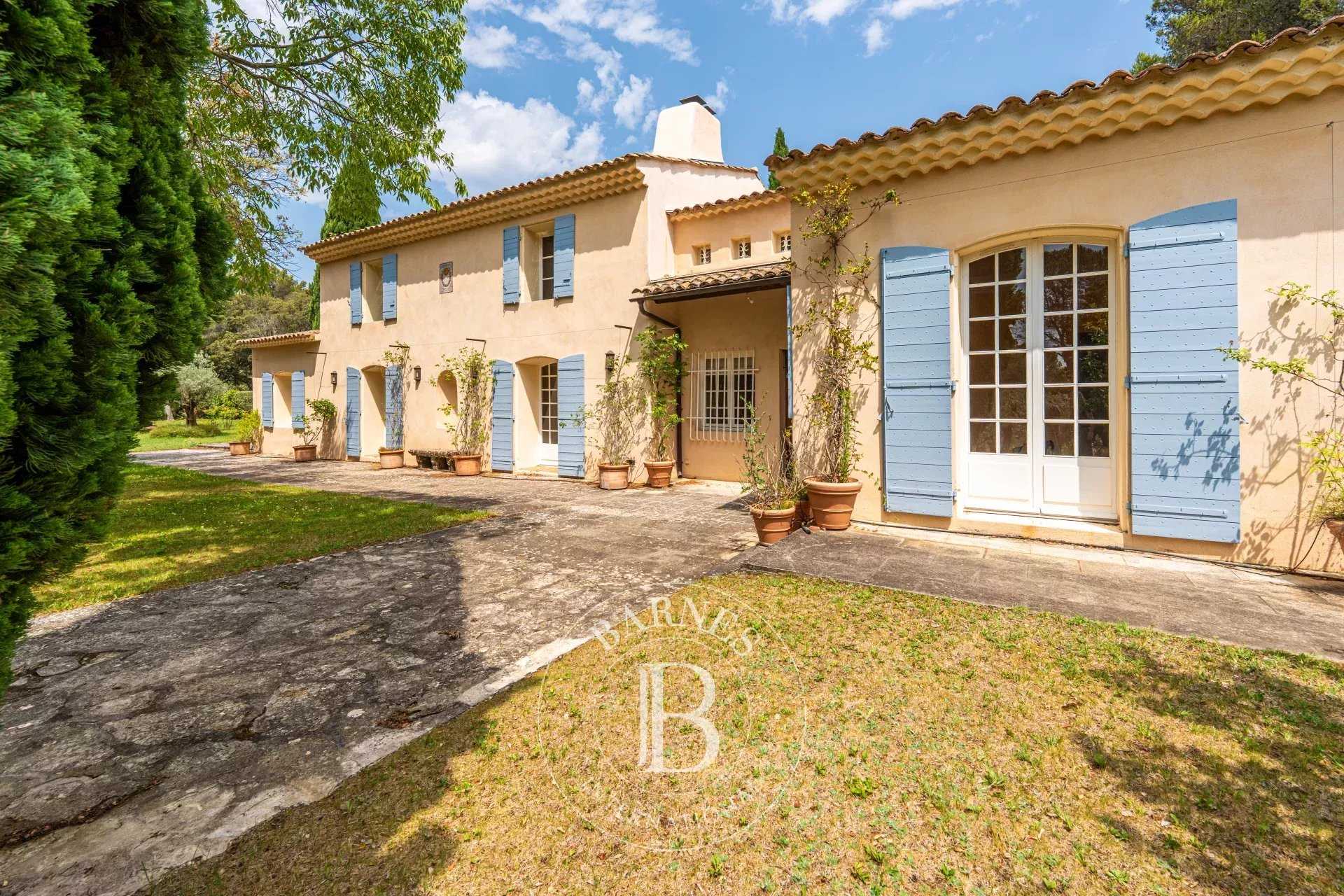 Aix-en-Provence  - Bastide 6 Bedrooms