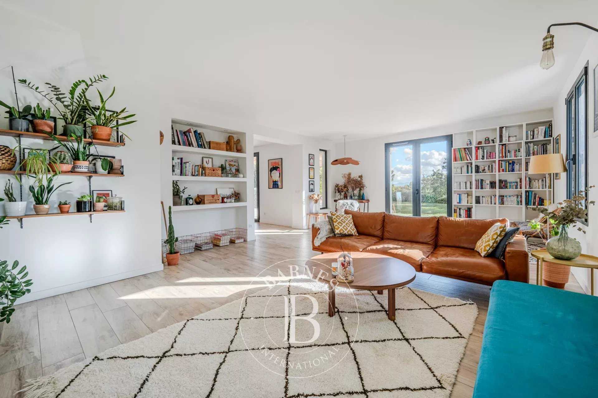 Éguilles  - Maison 6 Pièces 4 Chambres