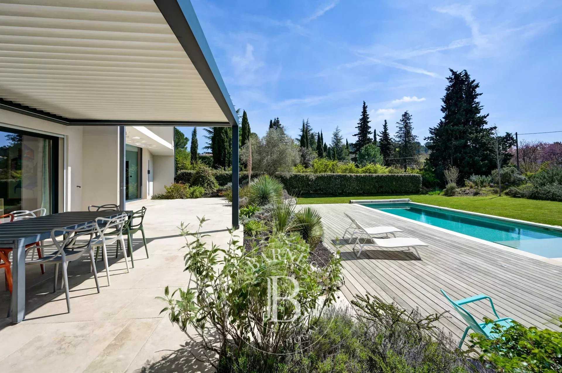 Aix-en-Provence  - House 5 Bedrooms