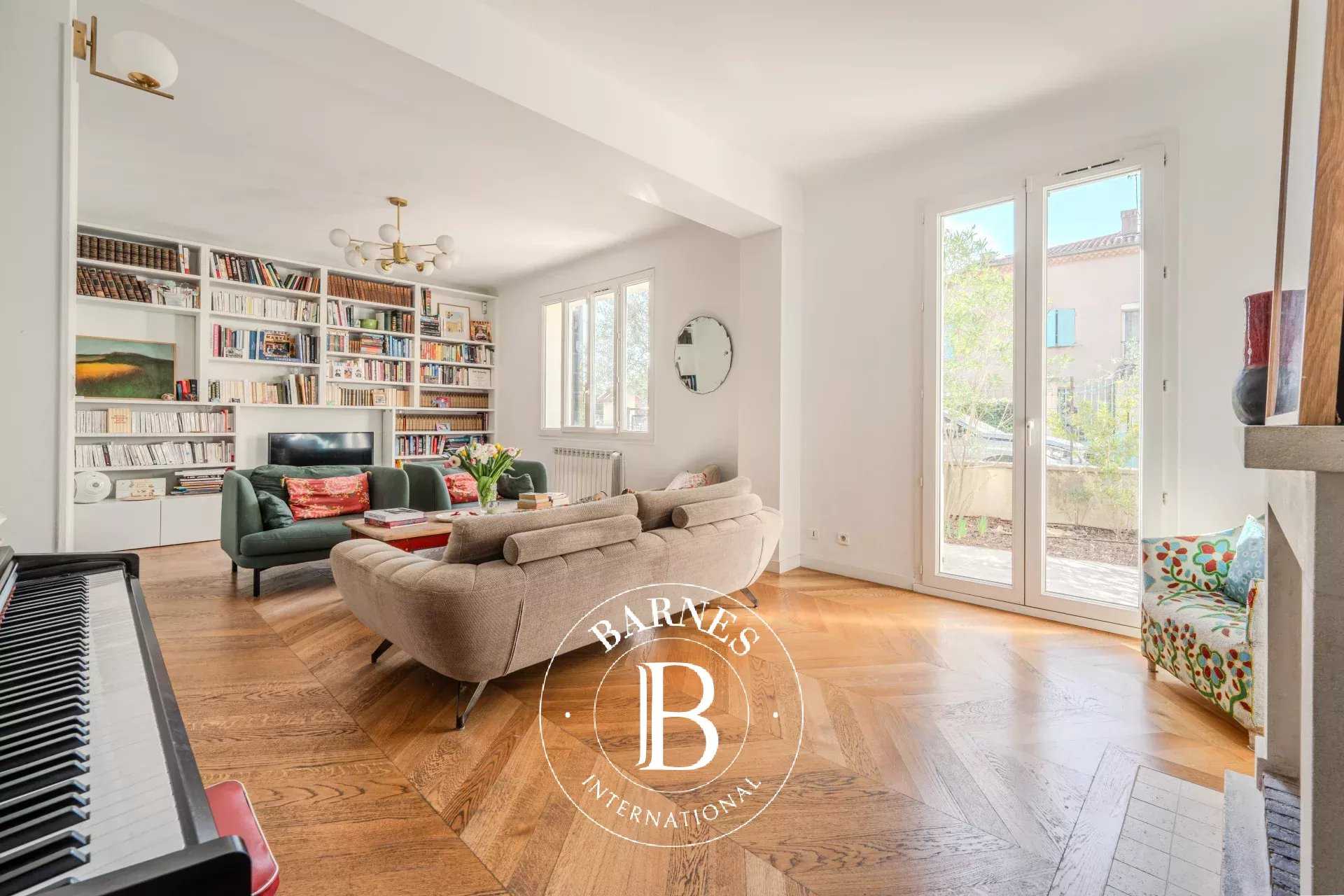 Aix-en-Provence  - House 5 Bedrooms