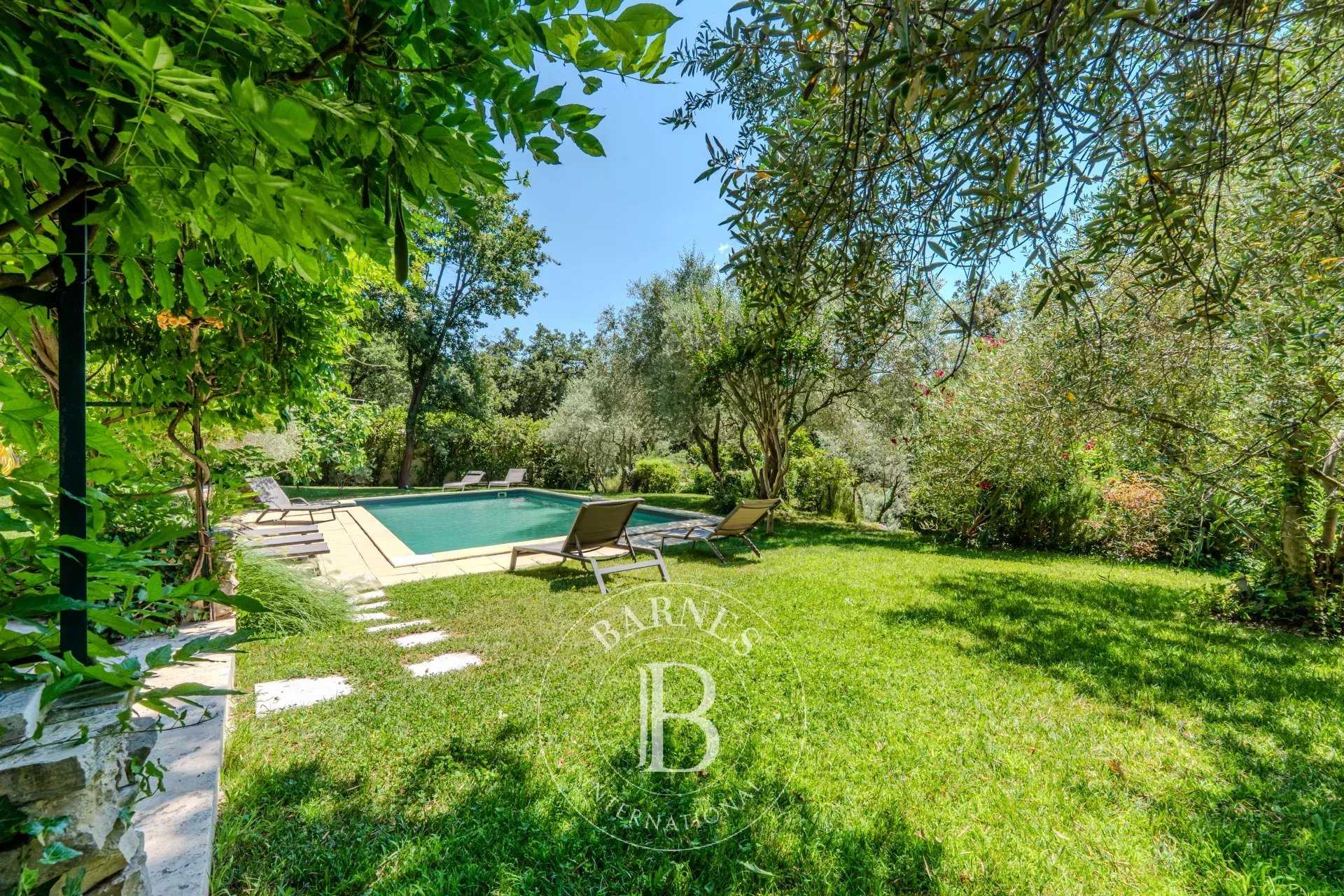 Aix-en-Provence  - House 5 Bedrooms