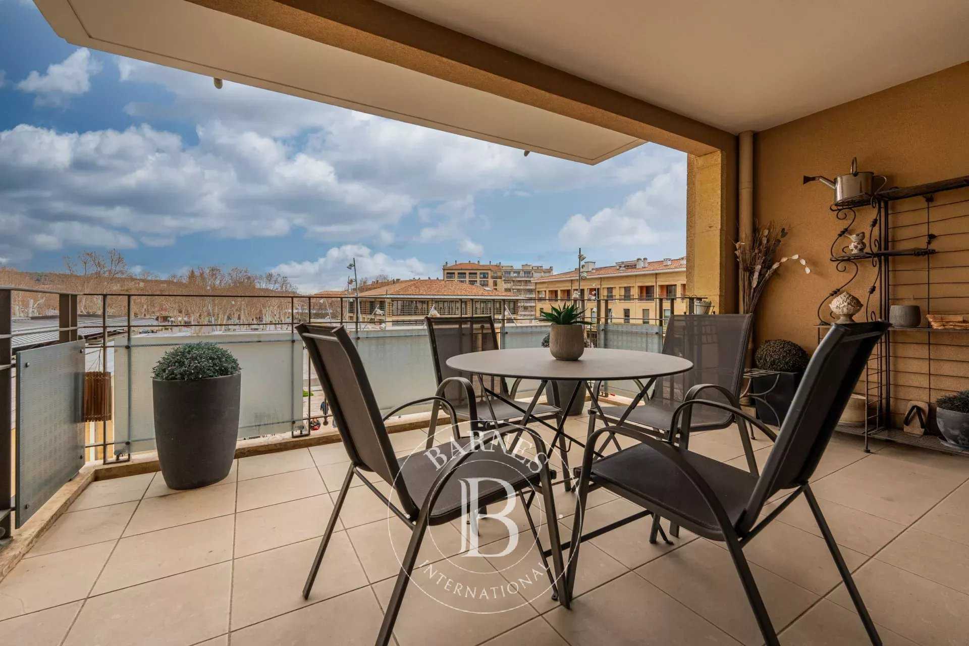 Aix-en-Provence  - Apartment 2 Bedrooms