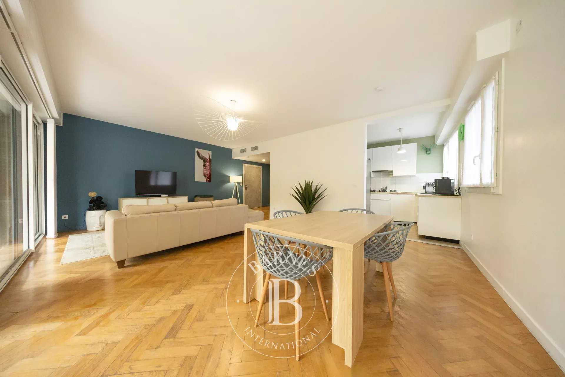 Aix-en-Provence  - Apartment 3 Bedrooms