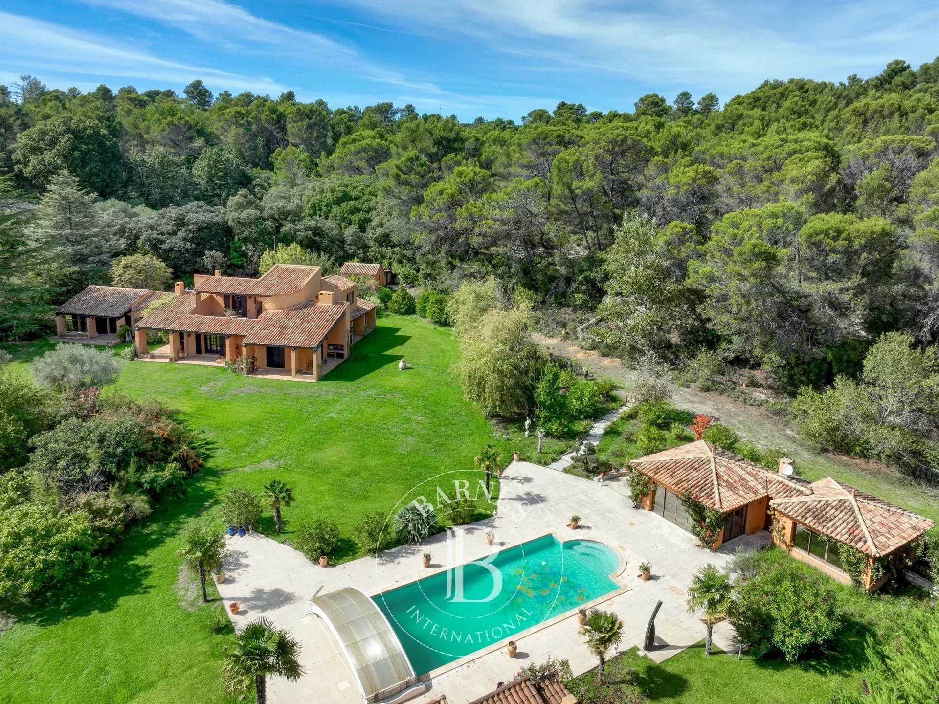 Aix-en-Provence  - House 4 Bedrooms