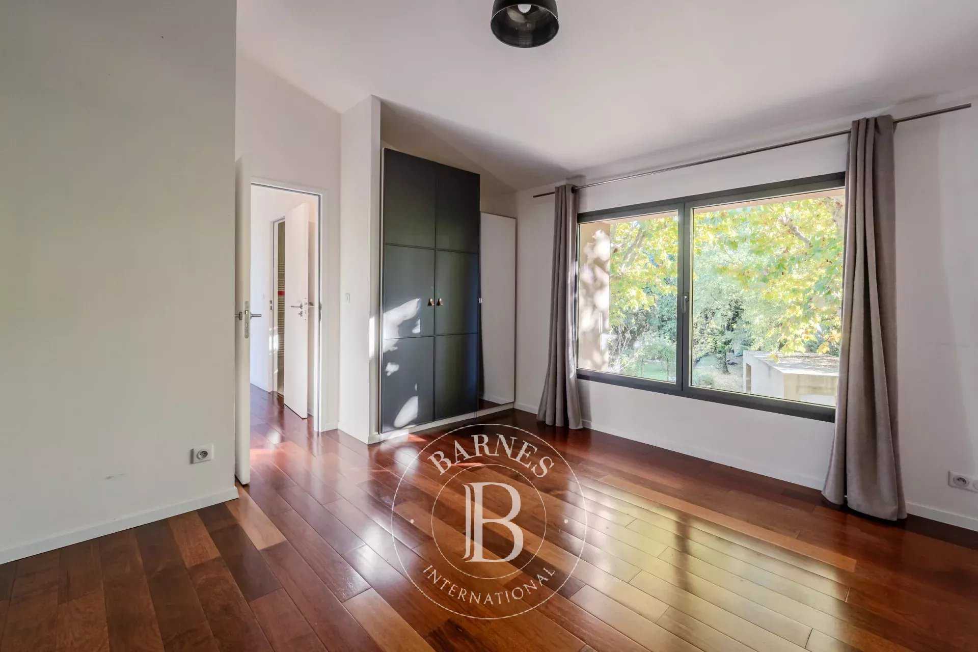 Salon-de-Provence  - House 4 Bedrooms