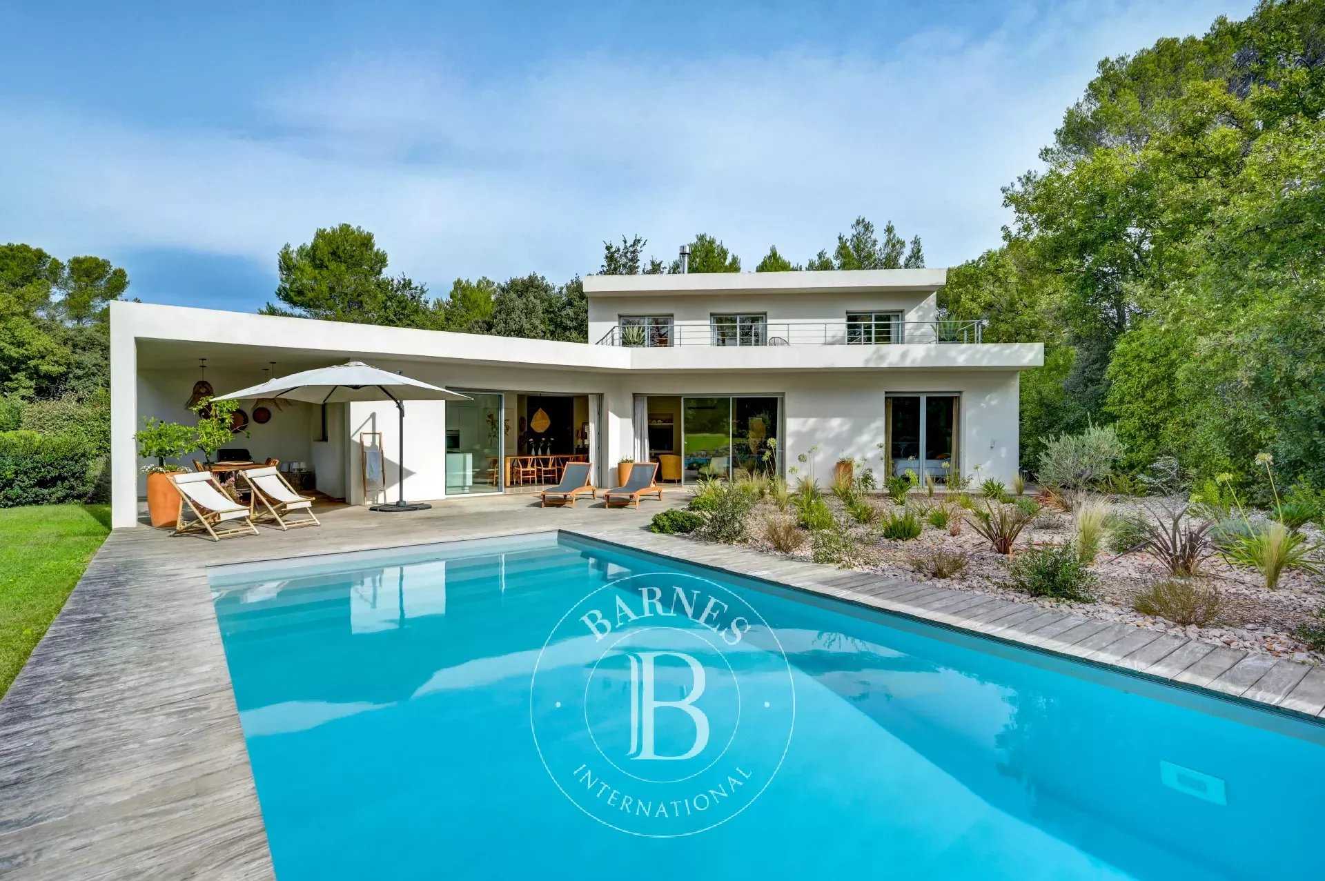 Aix-en-Provence  - House 6 Bedrooms