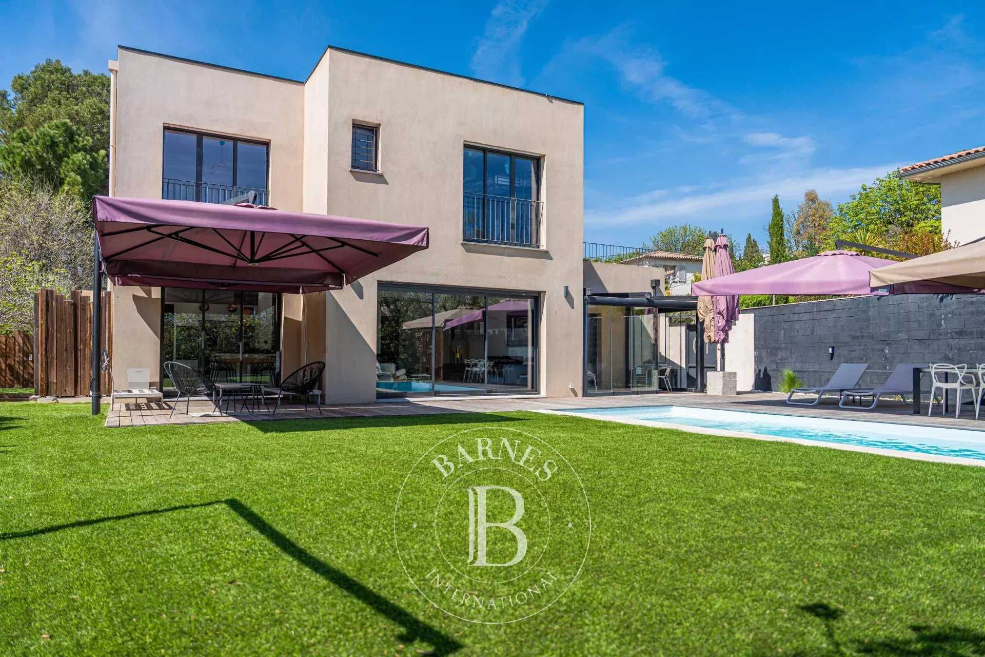 Aix-en-Provence  - House 4 Bedrooms