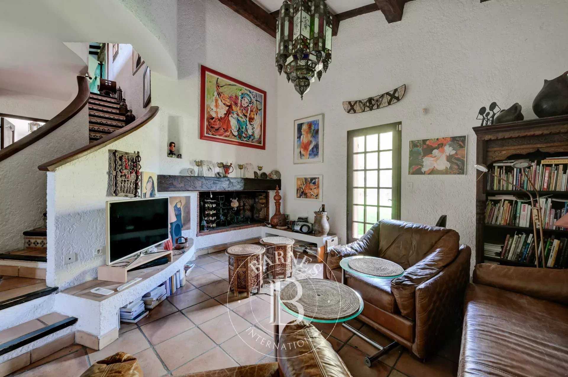 Aix-en-Provence  - House 4 Bedrooms