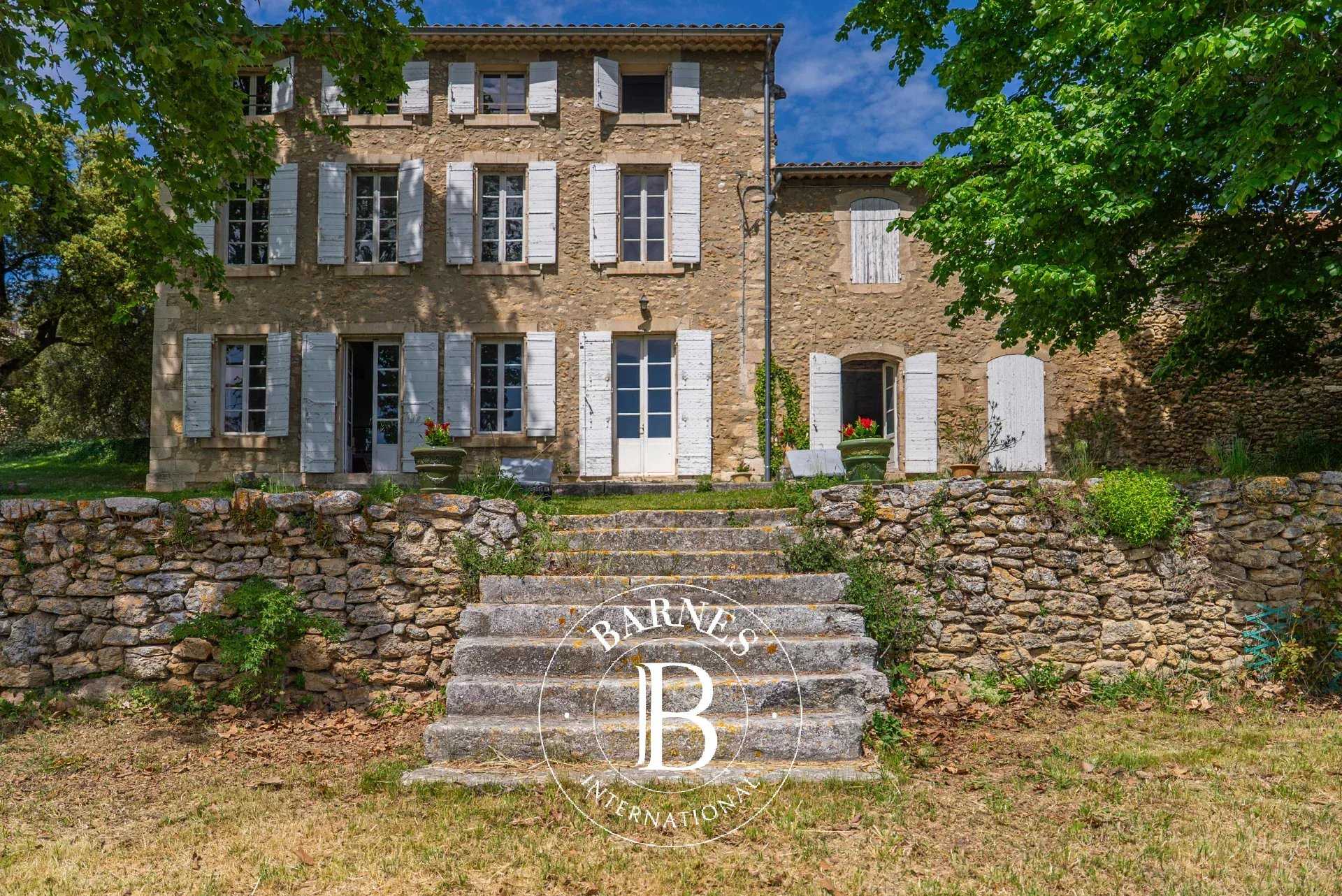 Reillanne  - Propriété 20 Pi&egrave;ces