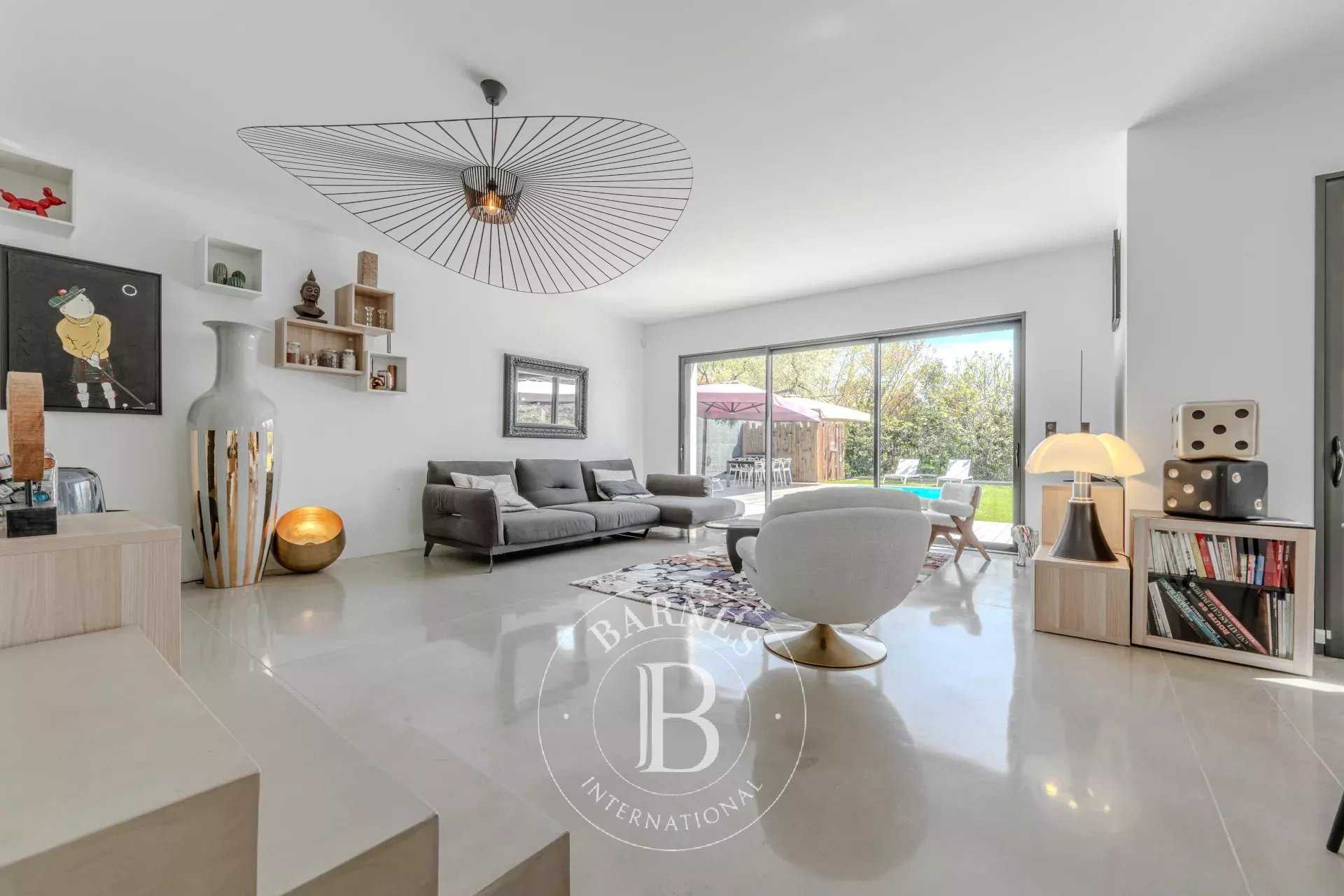 Aix-en-Provence  - House 4 Bedrooms