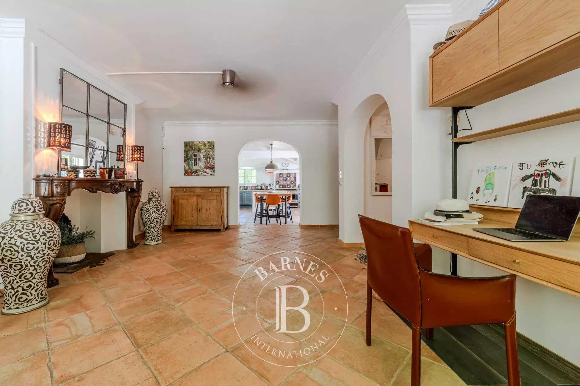 Aix-en-Provence  - Bastide 5 Bedrooms
