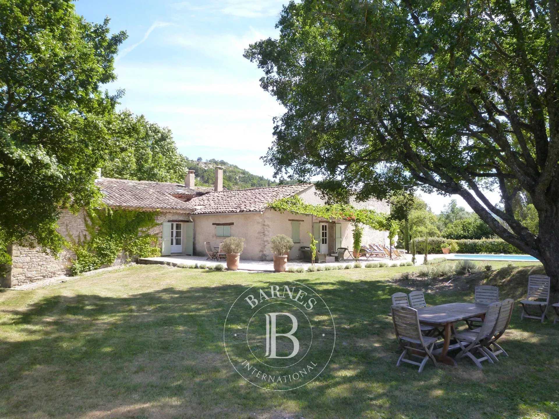 Forcalquier  - Propriété 16 Pièces 5 Chambres