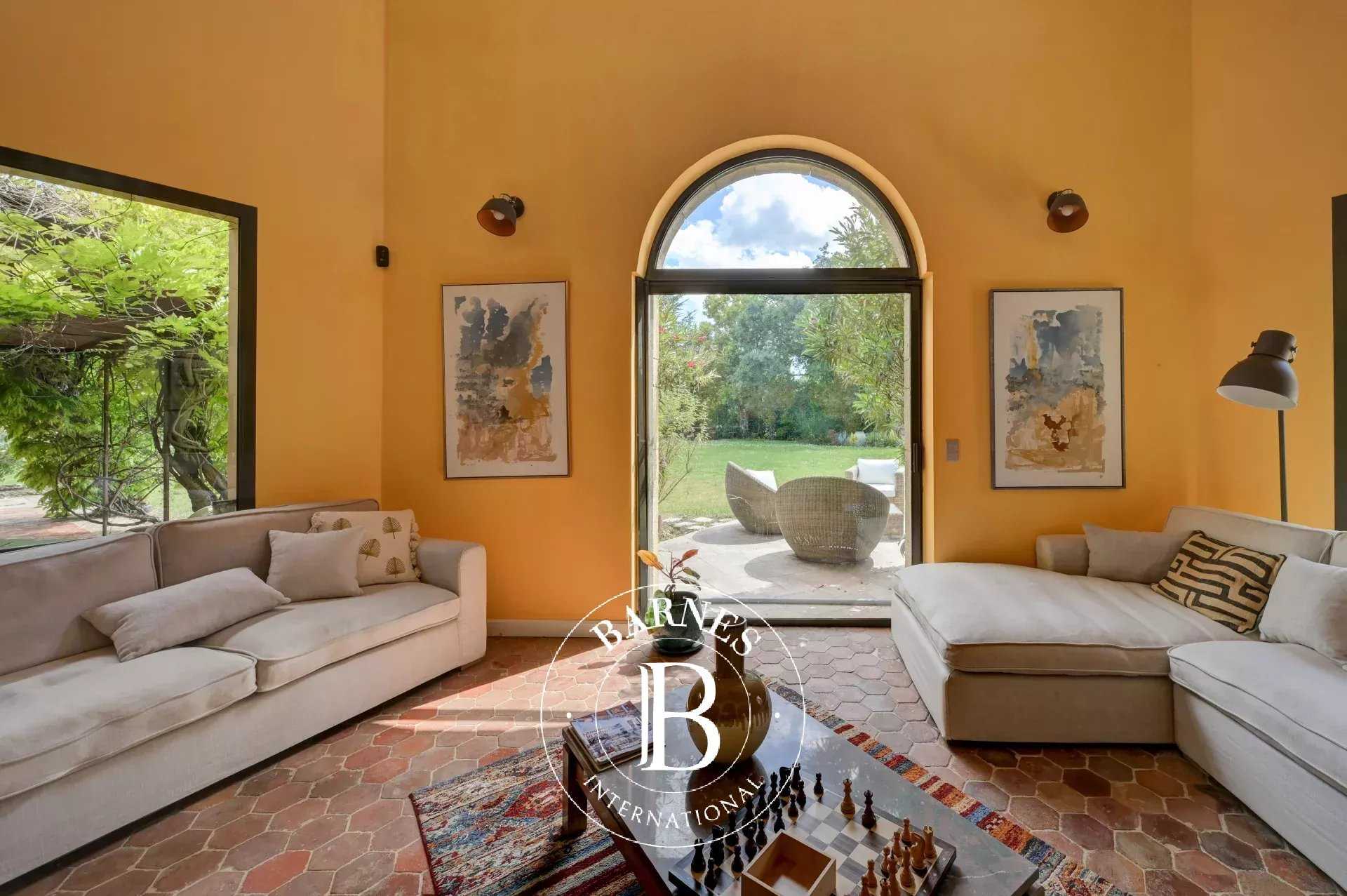 Aix-en-Provence  - House 8 Bedrooms