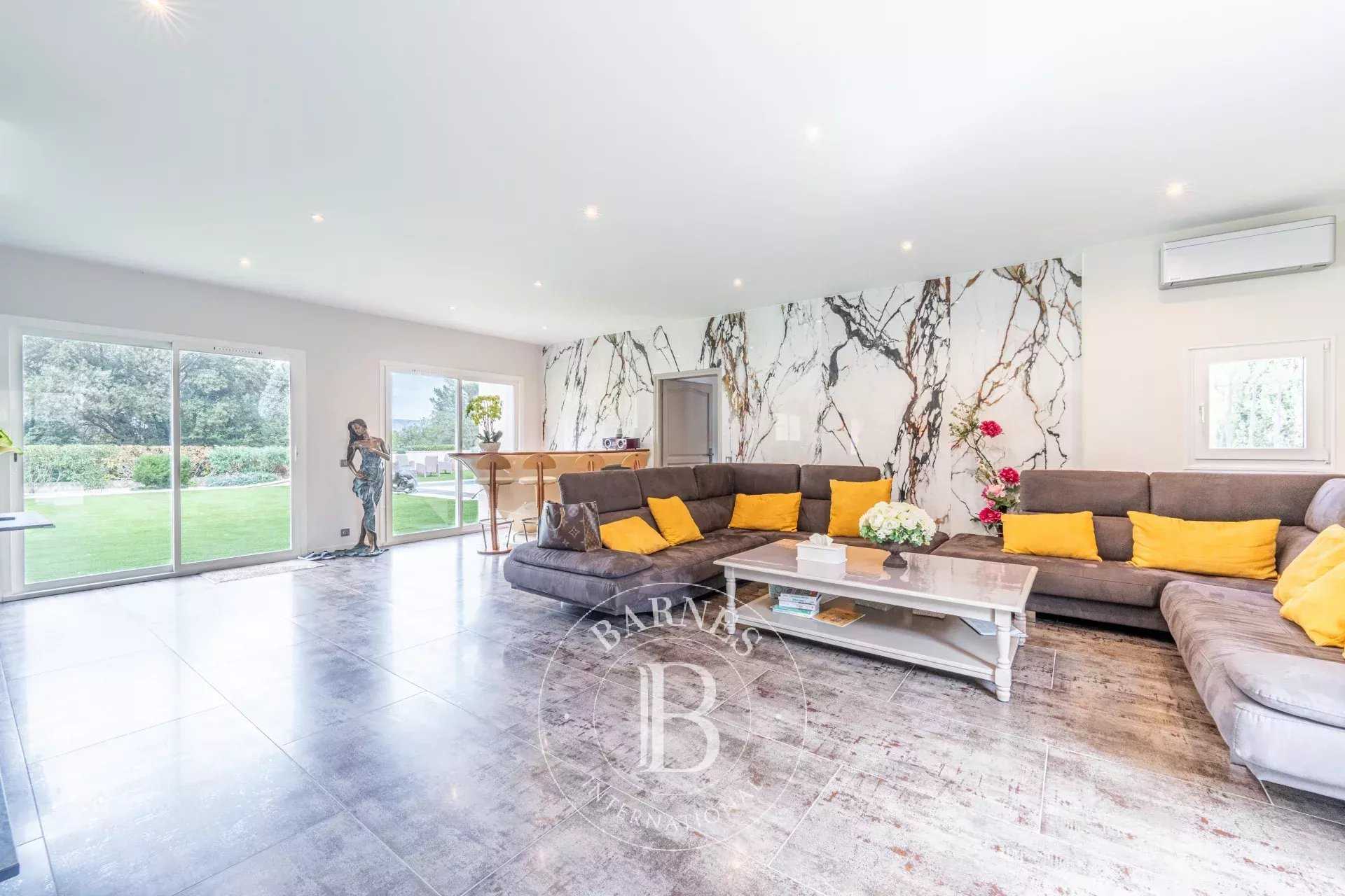 Aix-en-Provence  - Villa 8 Bedrooms