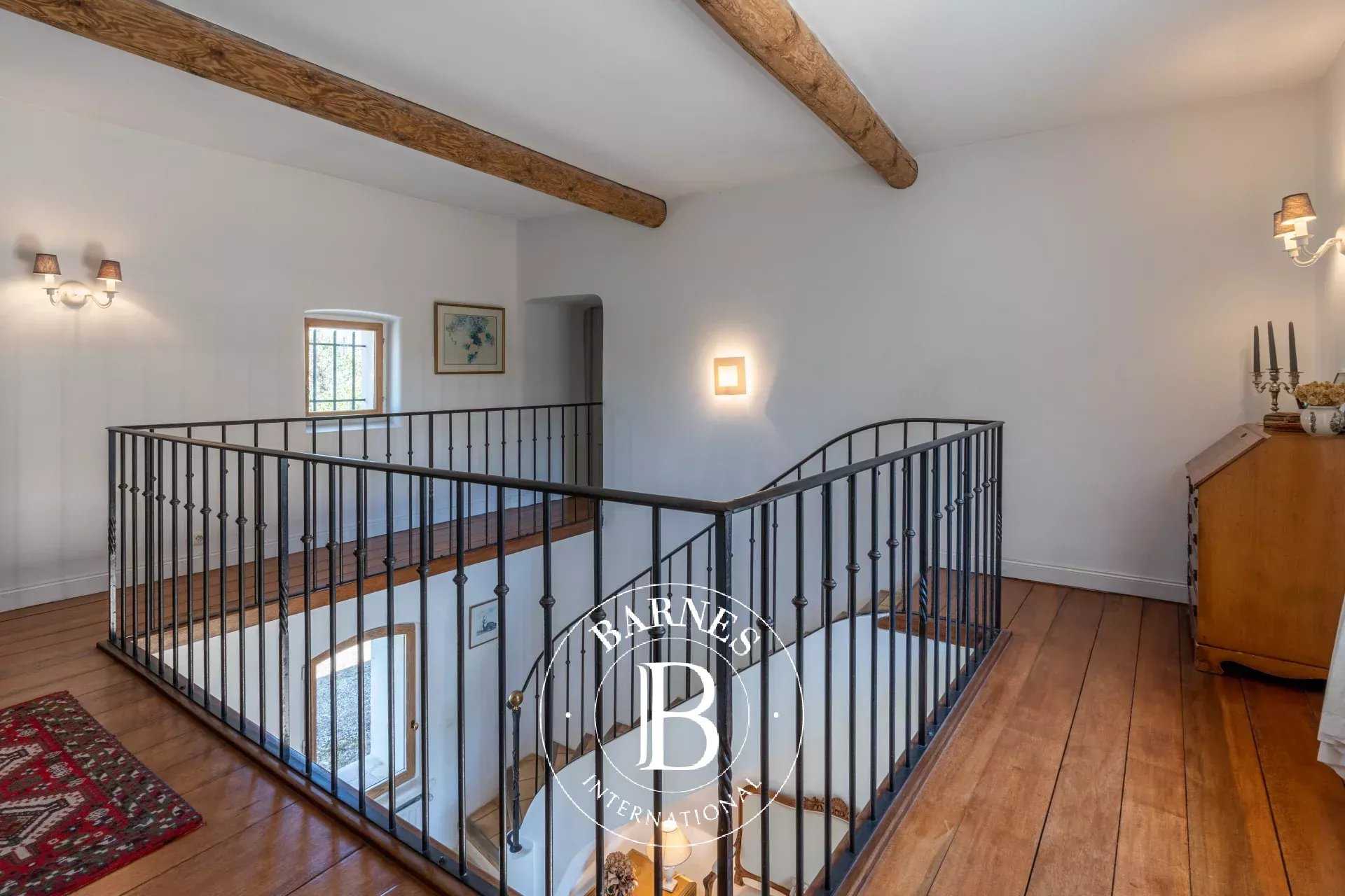 Aix-en-Provence  - House 5 Bedrooms