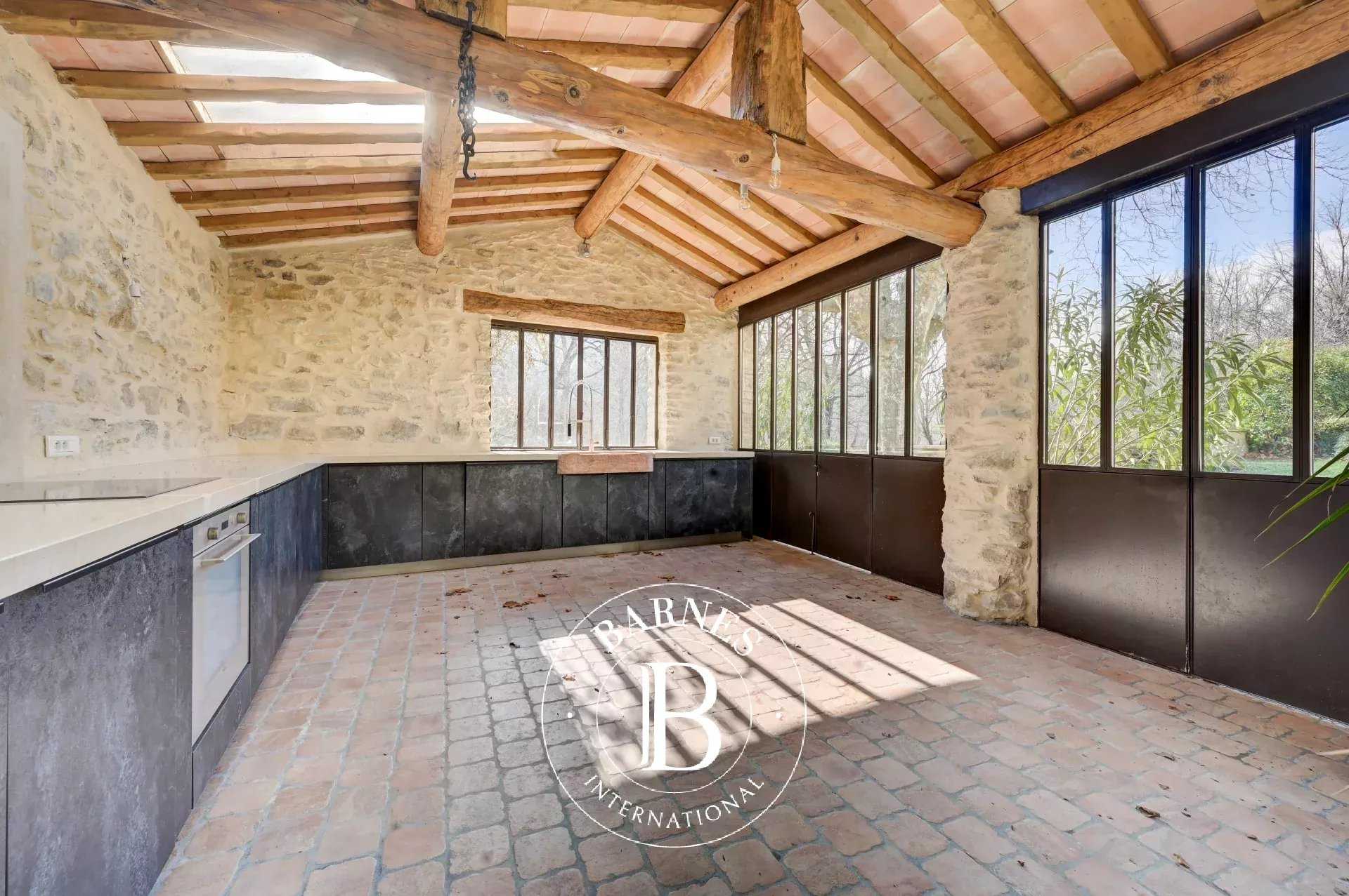 Forcalquier  - Propriété 16 Pi&egrave;ces 5 Chambres