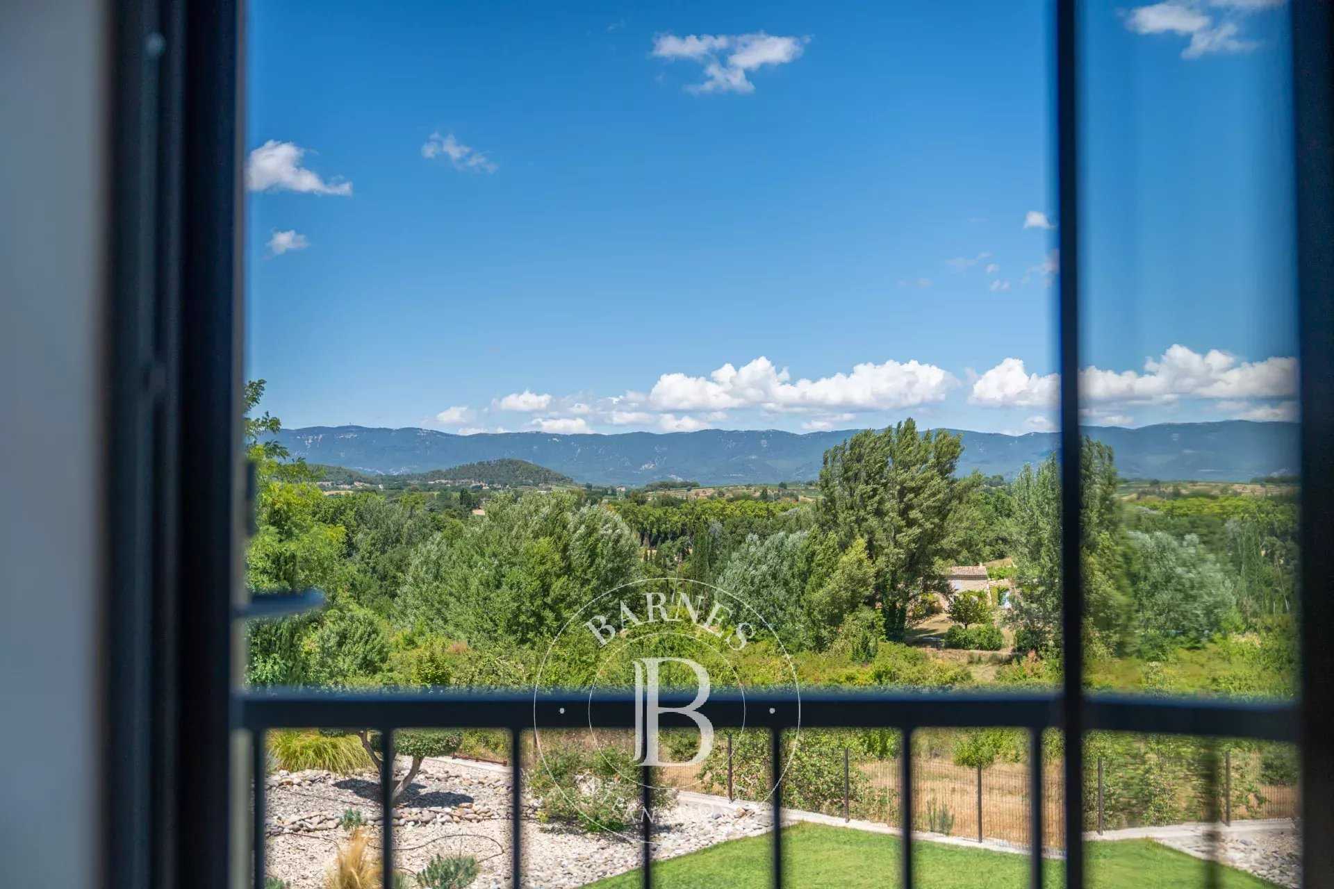 Lourmarin  - Property 4 Bedrooms