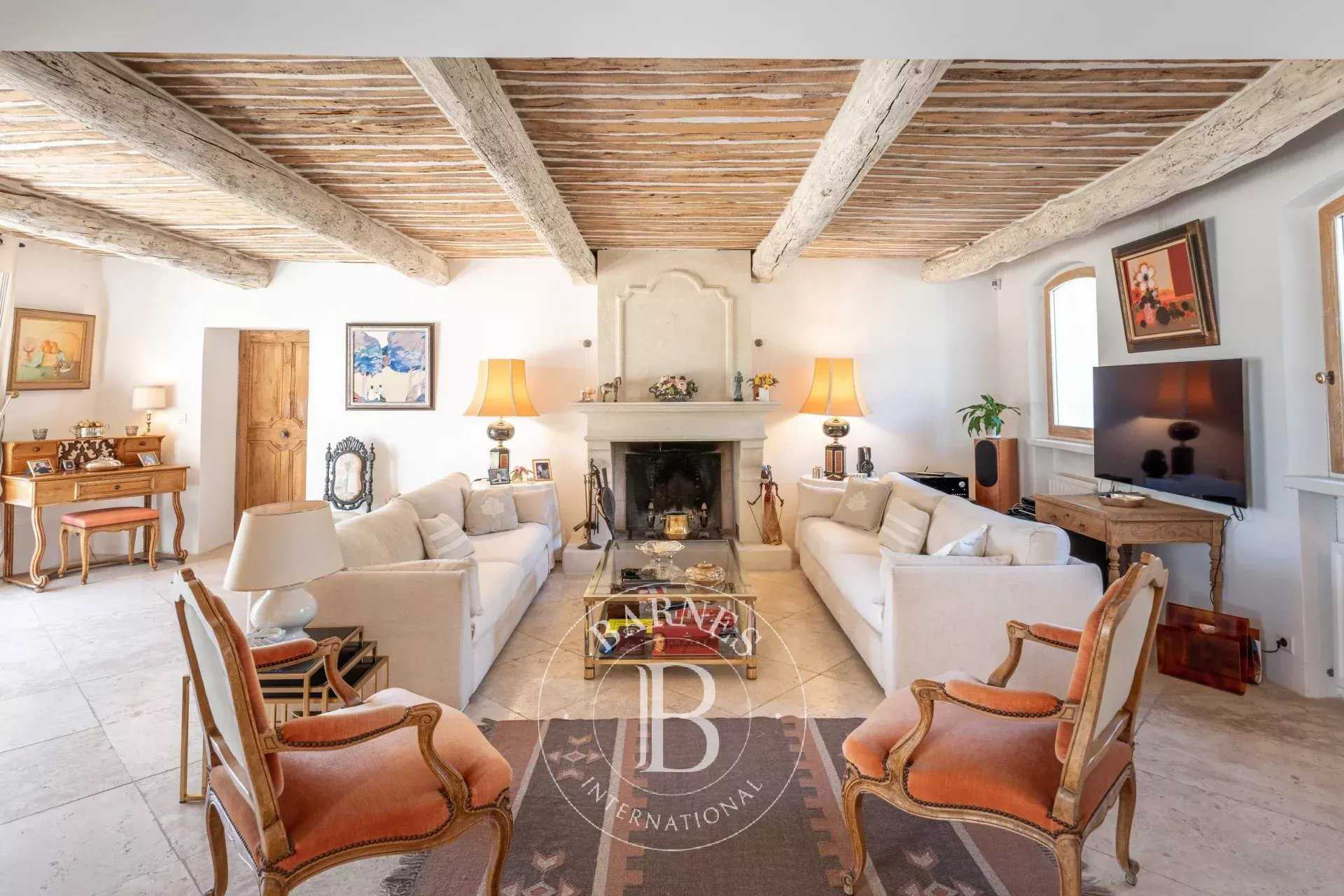 Lourmarin  - Property 5 Bedrooms
