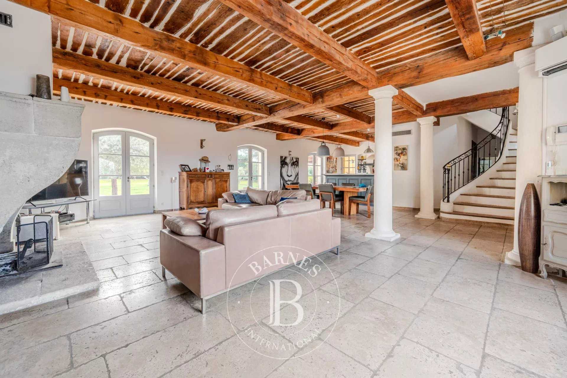 Aix-en-Provence  - House 4 Bedrooms