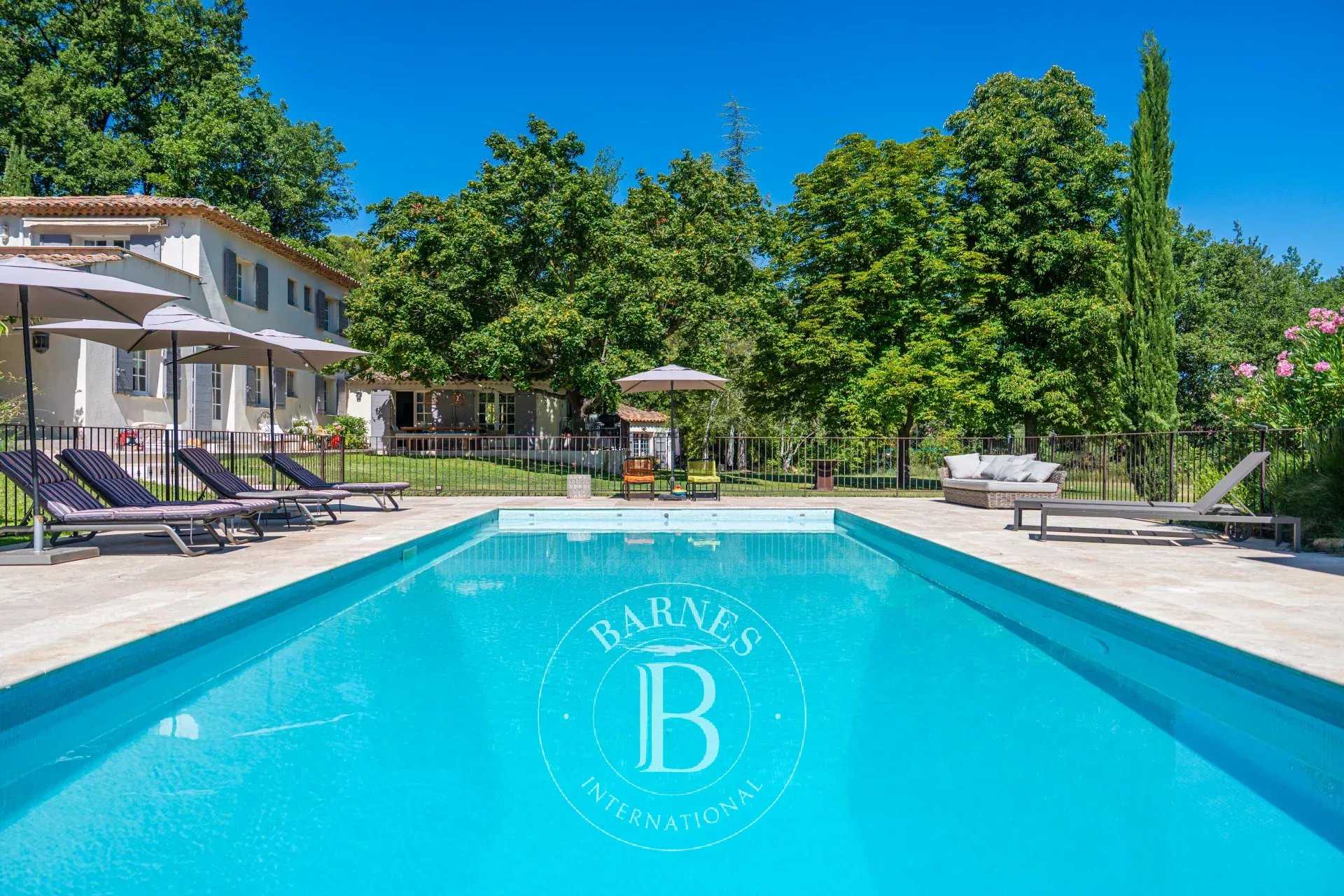 Aix-en-Provence  - Bastide 5 Bedrooms