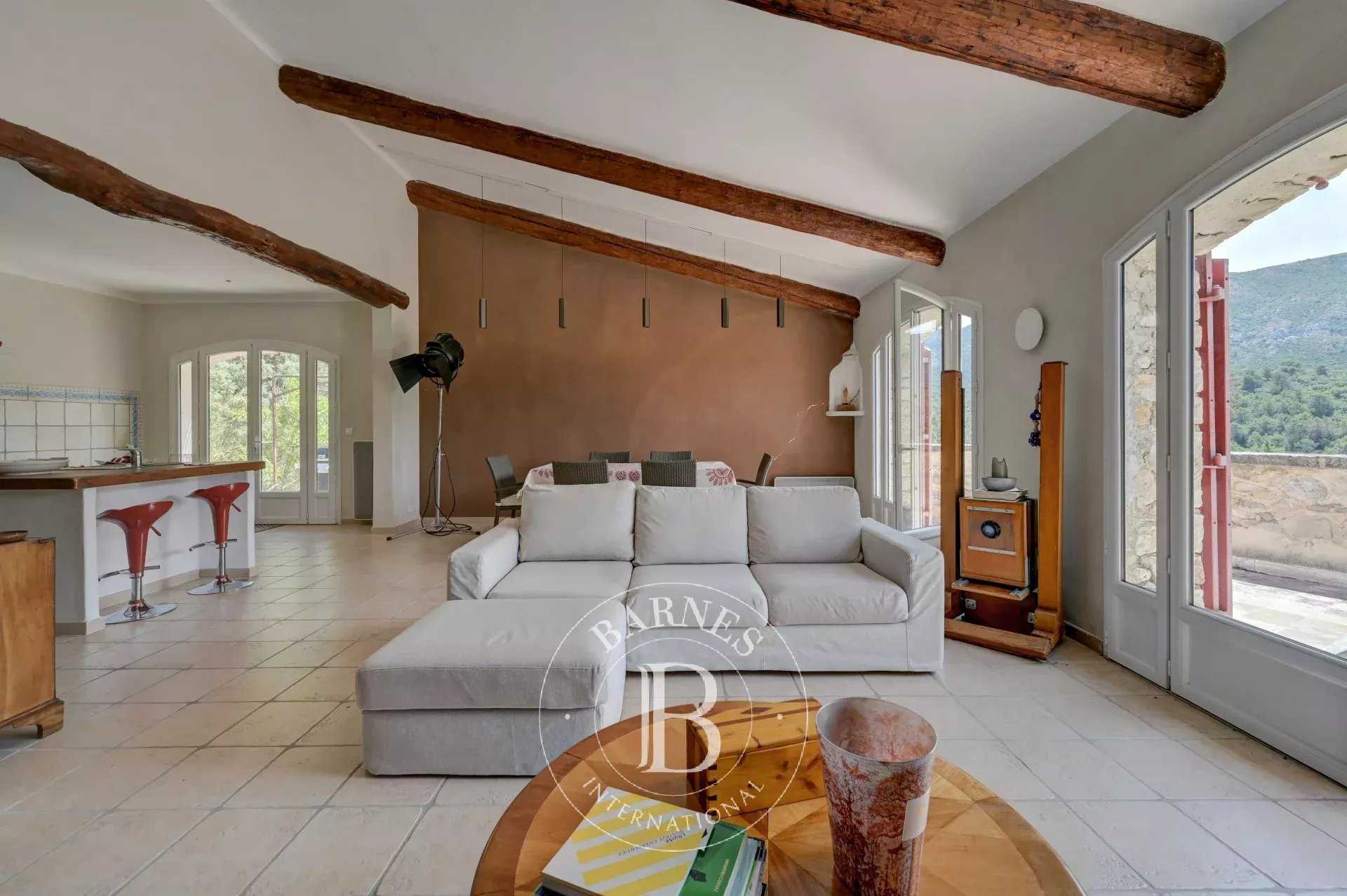 Aix-en-Provence  - House 6 Bedrooms