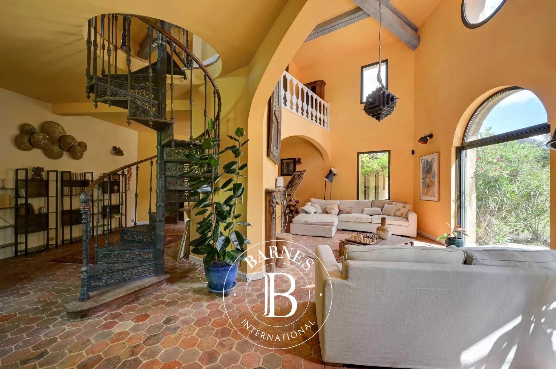 Aix-en-Provence  - House 8 Bedrooms