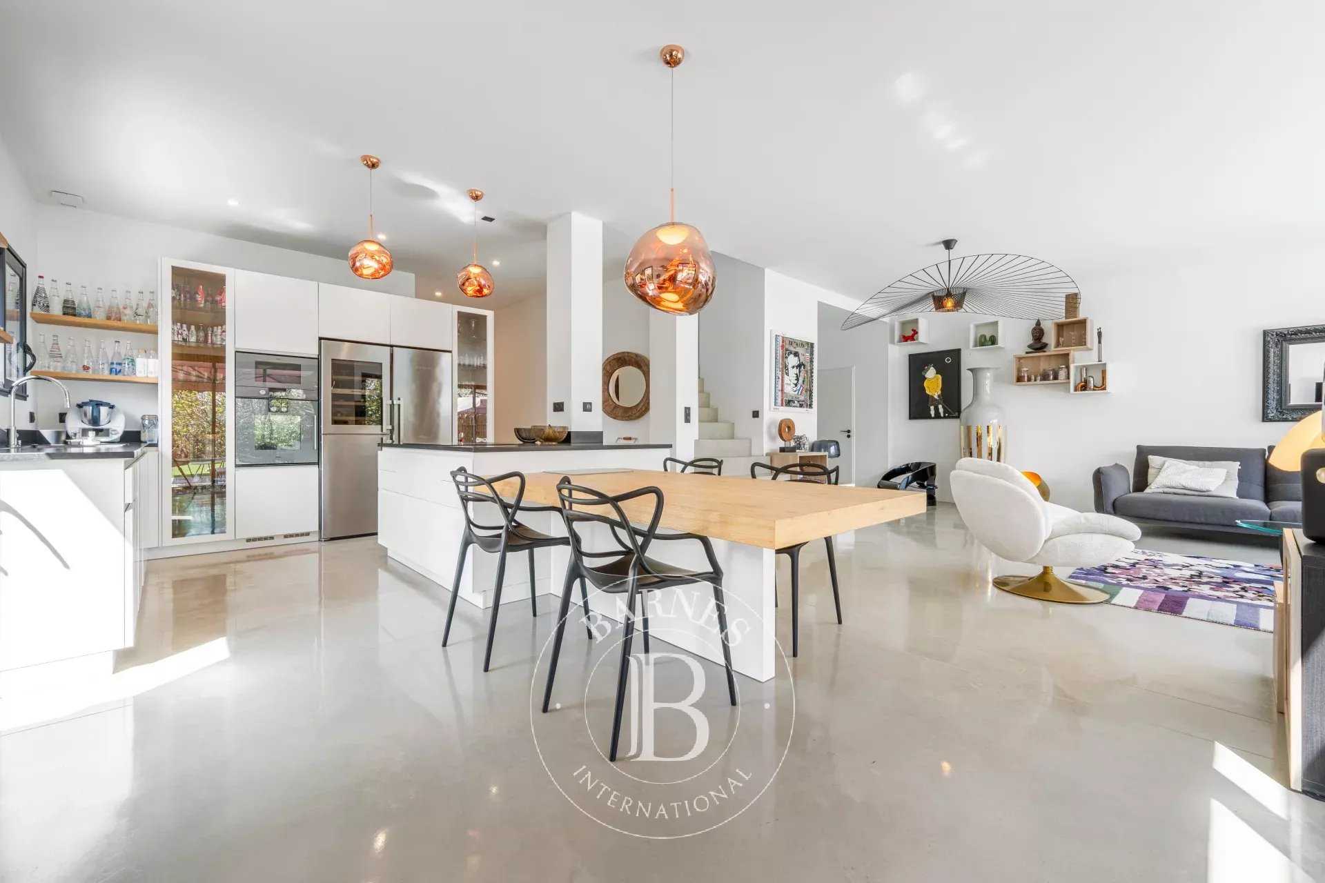 Aix-en-Provence  - House 4 Bedrooms