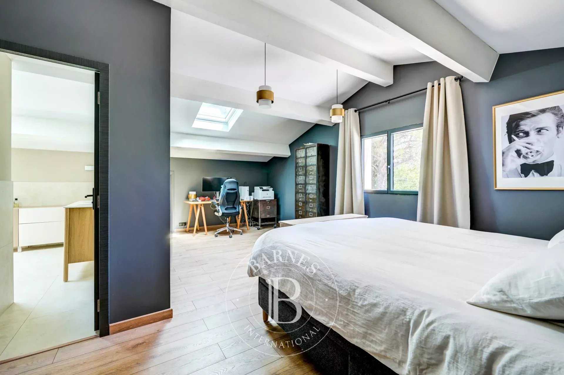 Aix-en-Provence  - House 4 Bedrooms