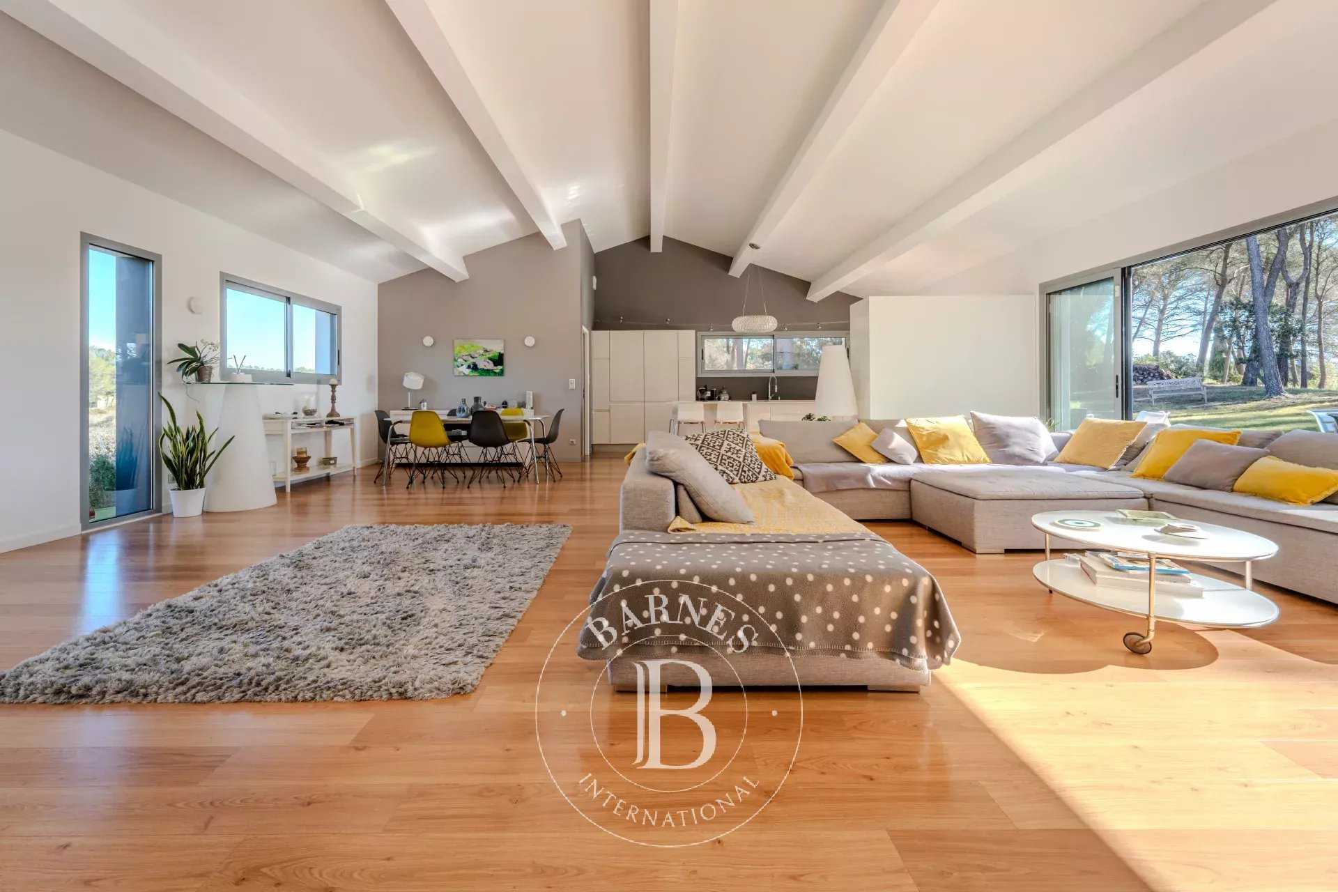 Aix-en-Provence  - House 5 Bedrooms