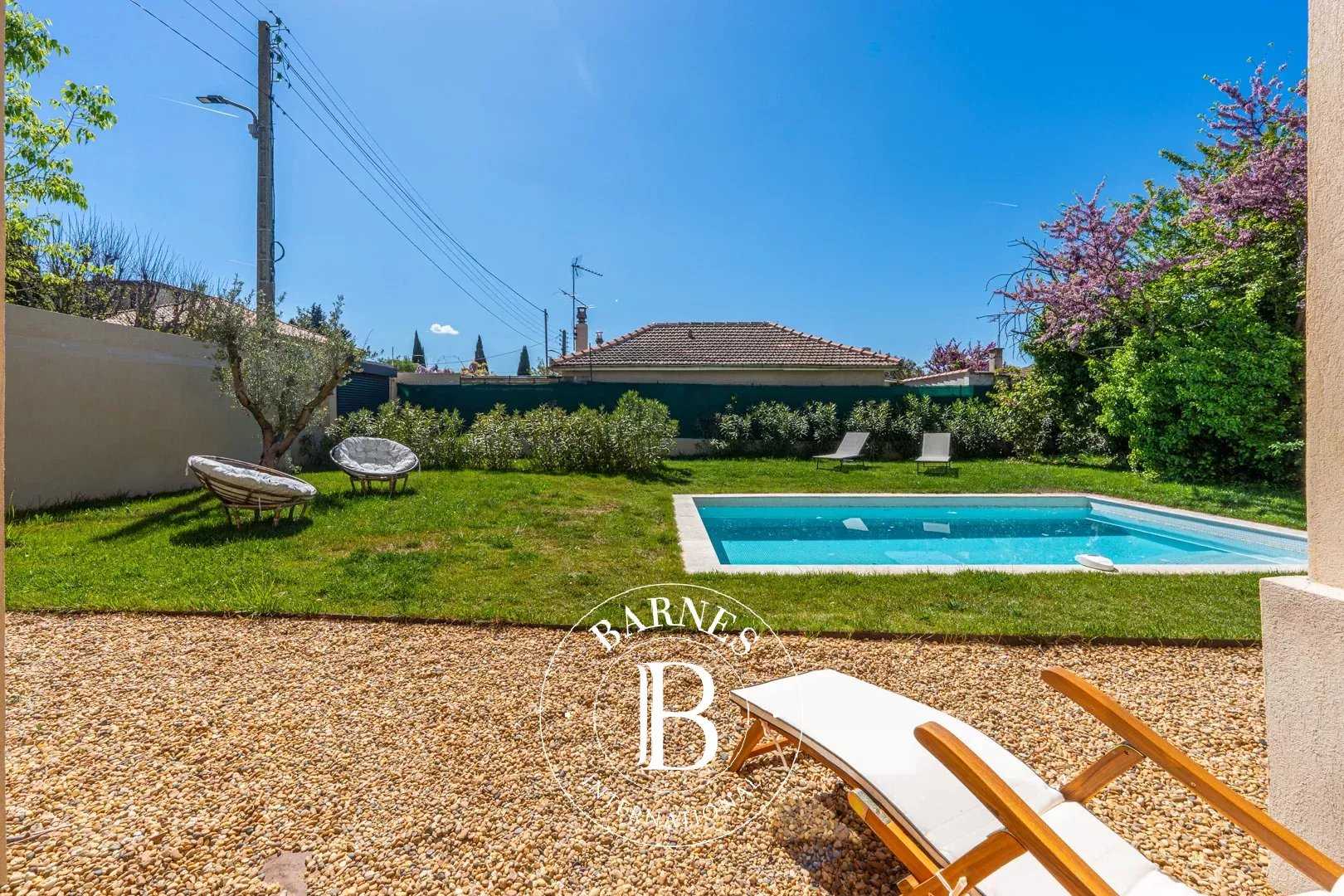 Aix-en-Provence  - House 6 Bedrooms