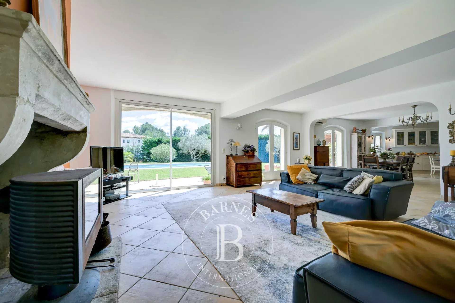 Aix-en-Provence  - House 4 Bedrooms