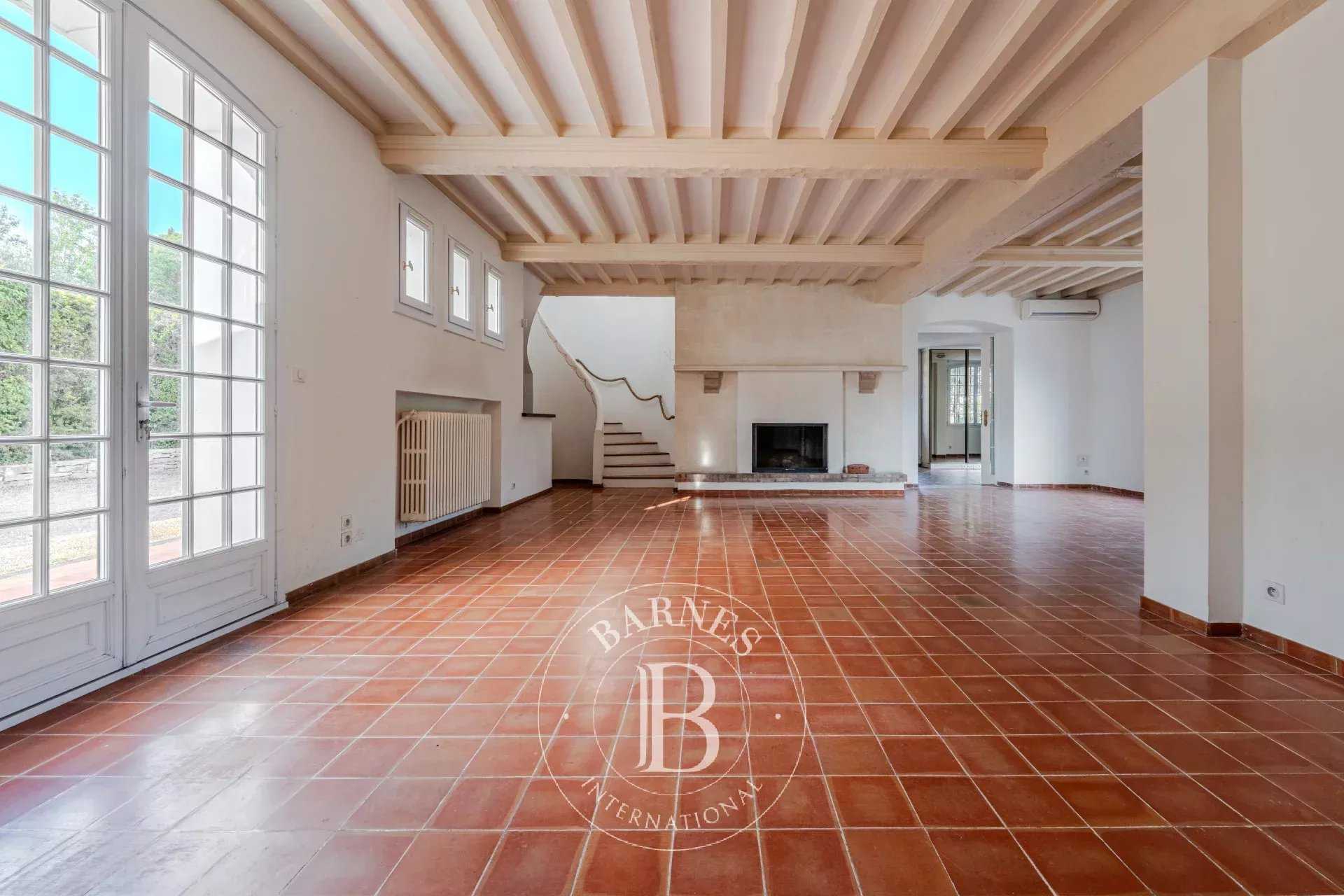 Aix-en-Provence  - House 5 Bedrooms
