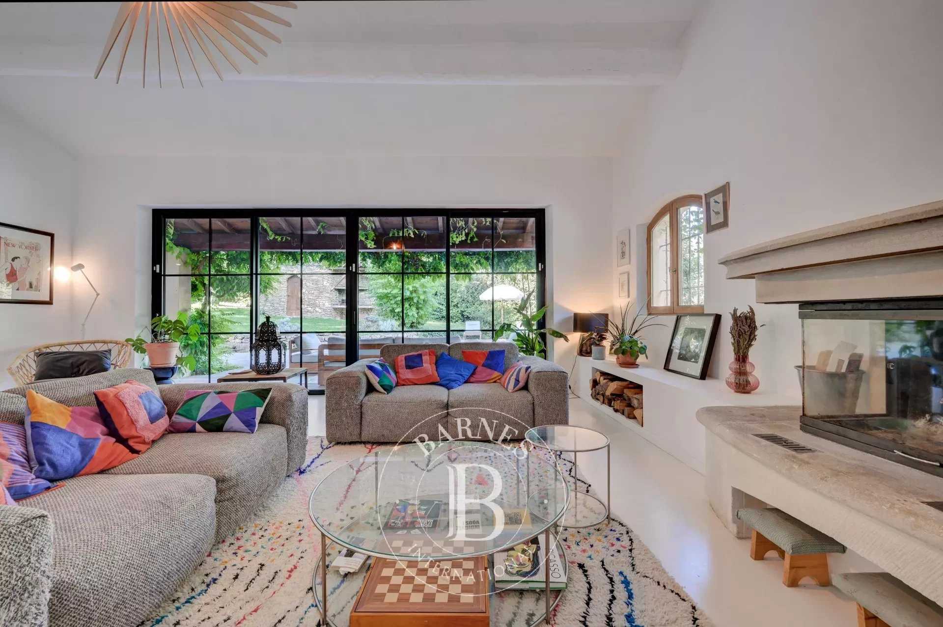 Aix-en-Provence  - House 5 Bedrooms