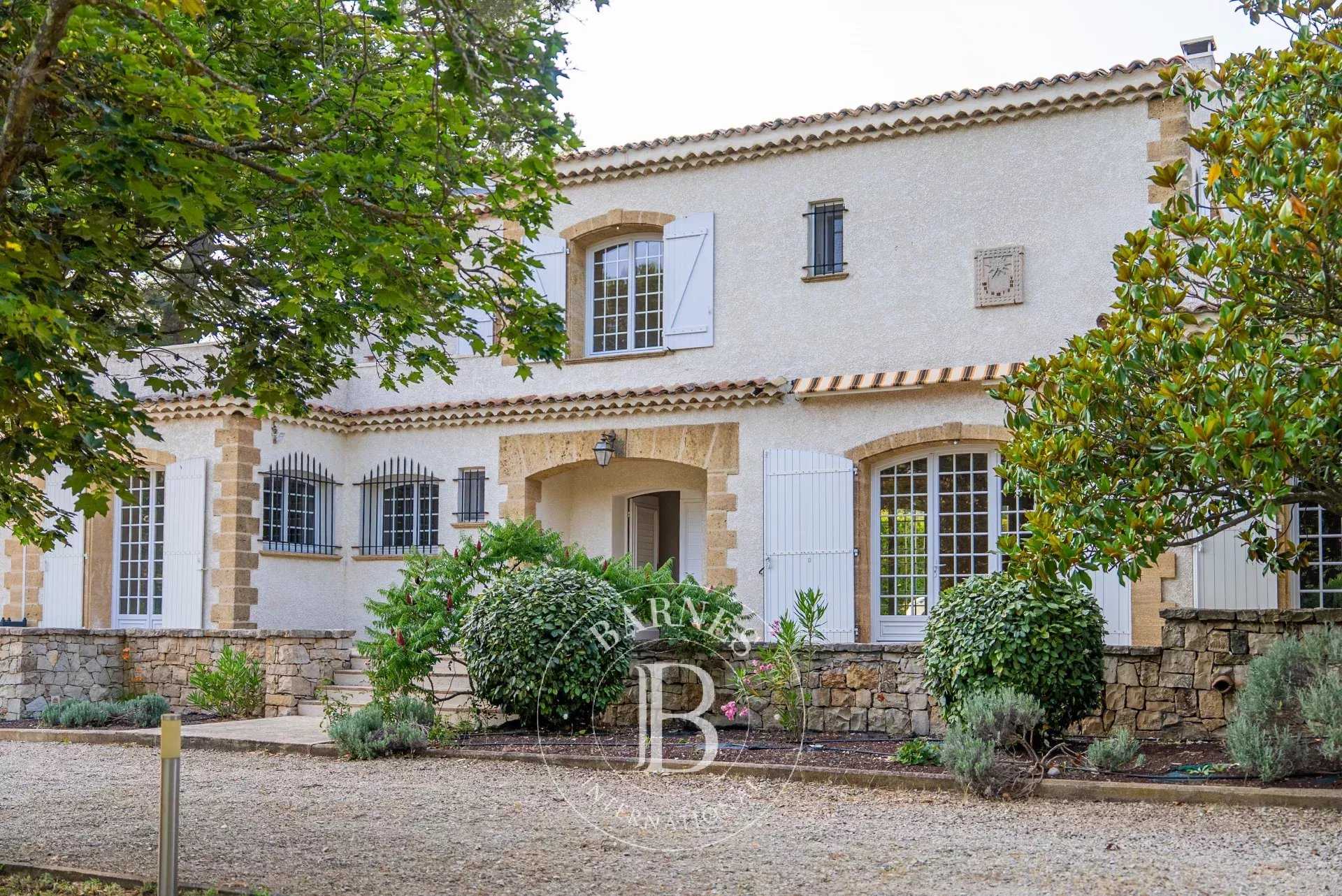 Aix-en-Provence  - House 5 Bedrooms